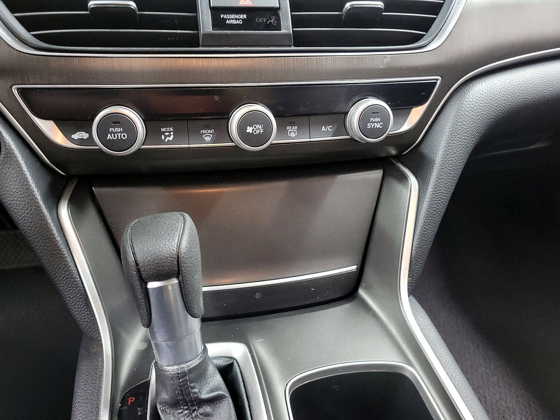 Thumbnail: 2019 Honda Accord - 16