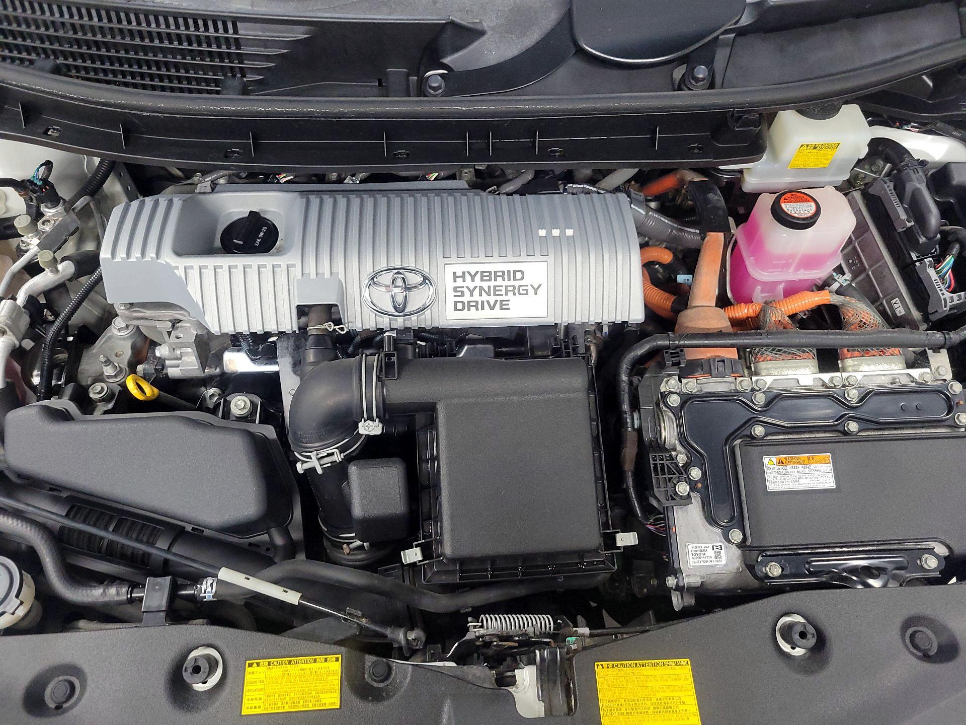 Thumbnail: 2014 Toyota Prius v - 18
