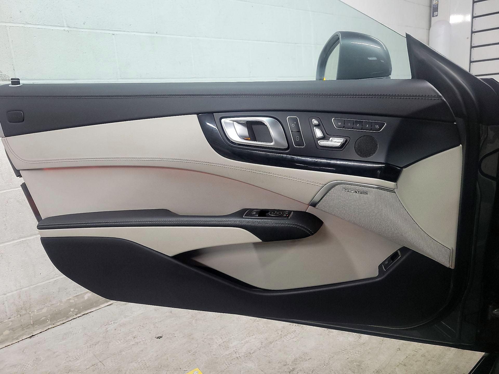 Thumbnail: 2019 Mercedes-Benz SL-Class - 12