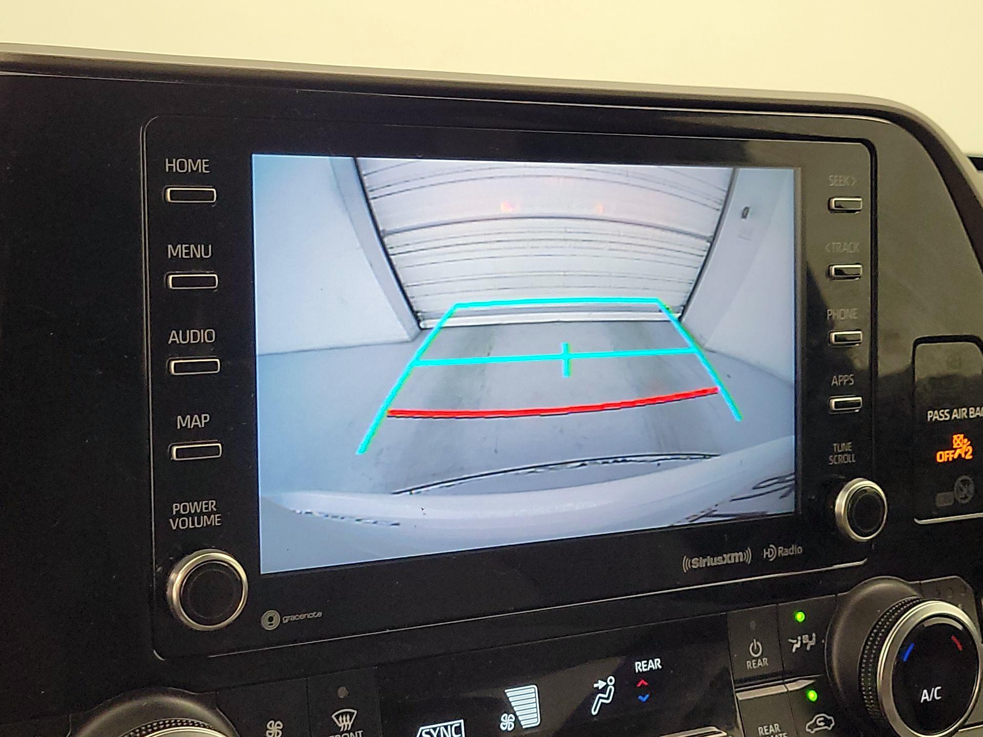 Thumbnail: 2020 Toyota Highlander - 14