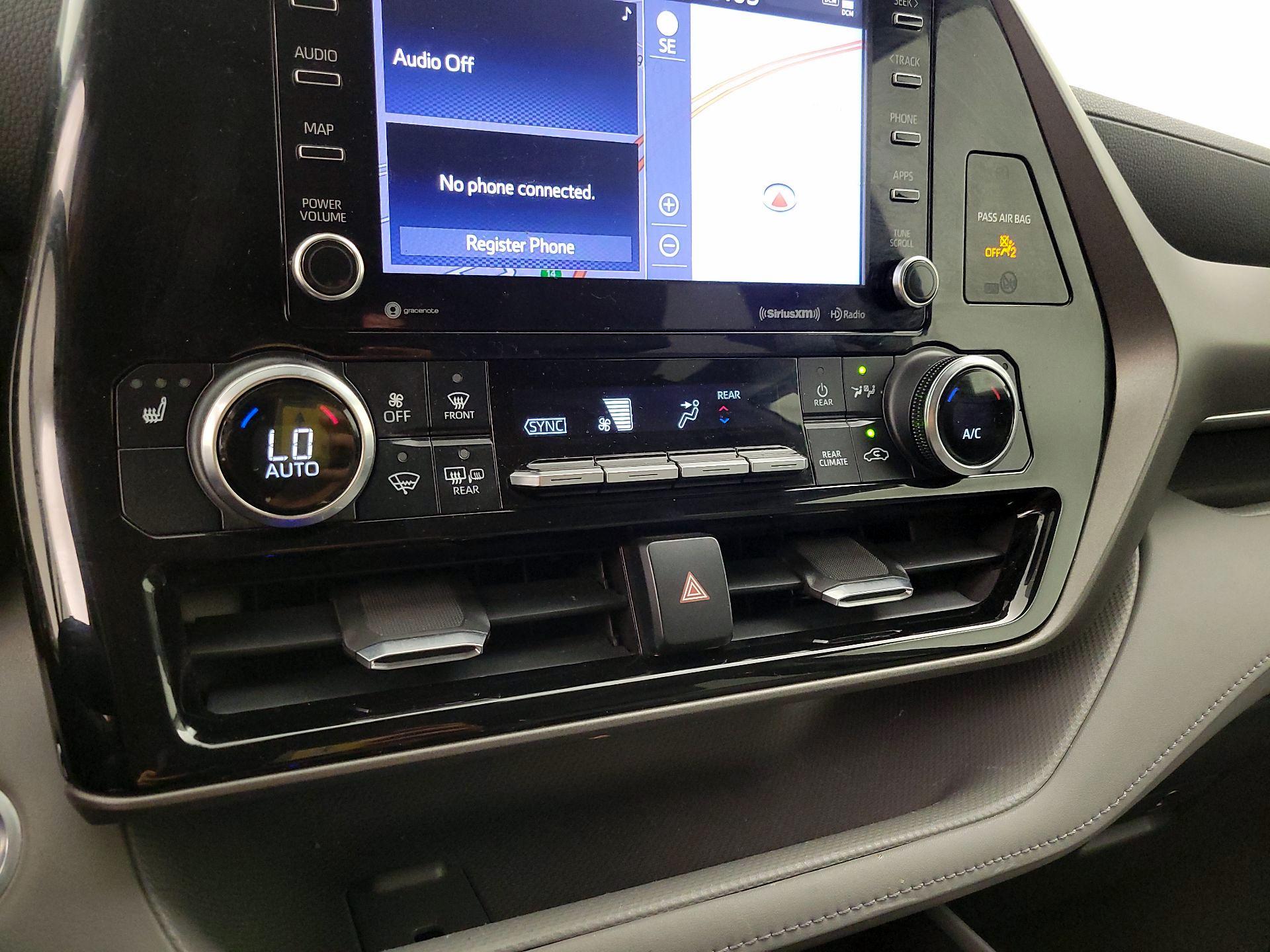Thumbnail: 2020 Toyota Highlander - 16