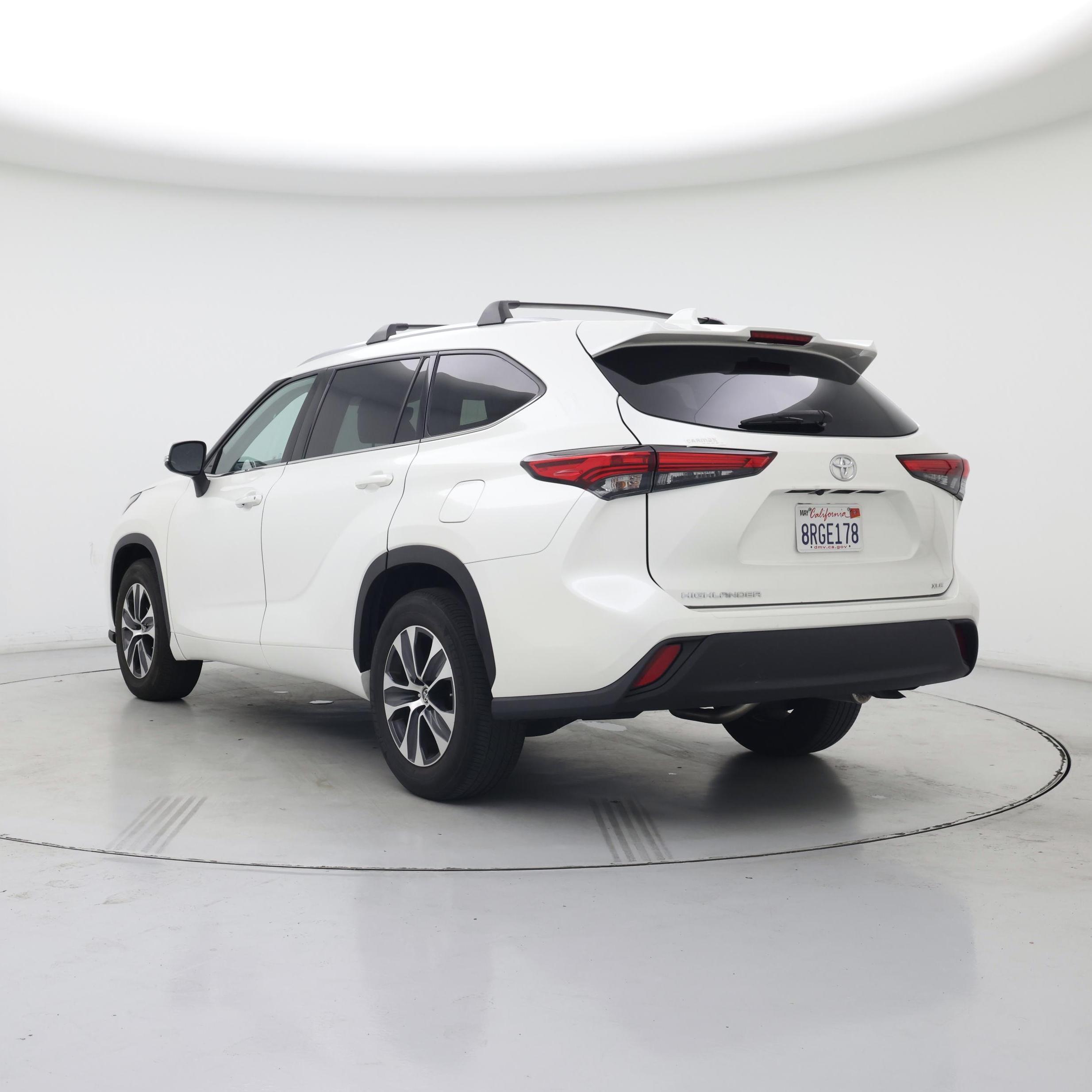 Thumbnail: 2020 Toyota Highlander - 2