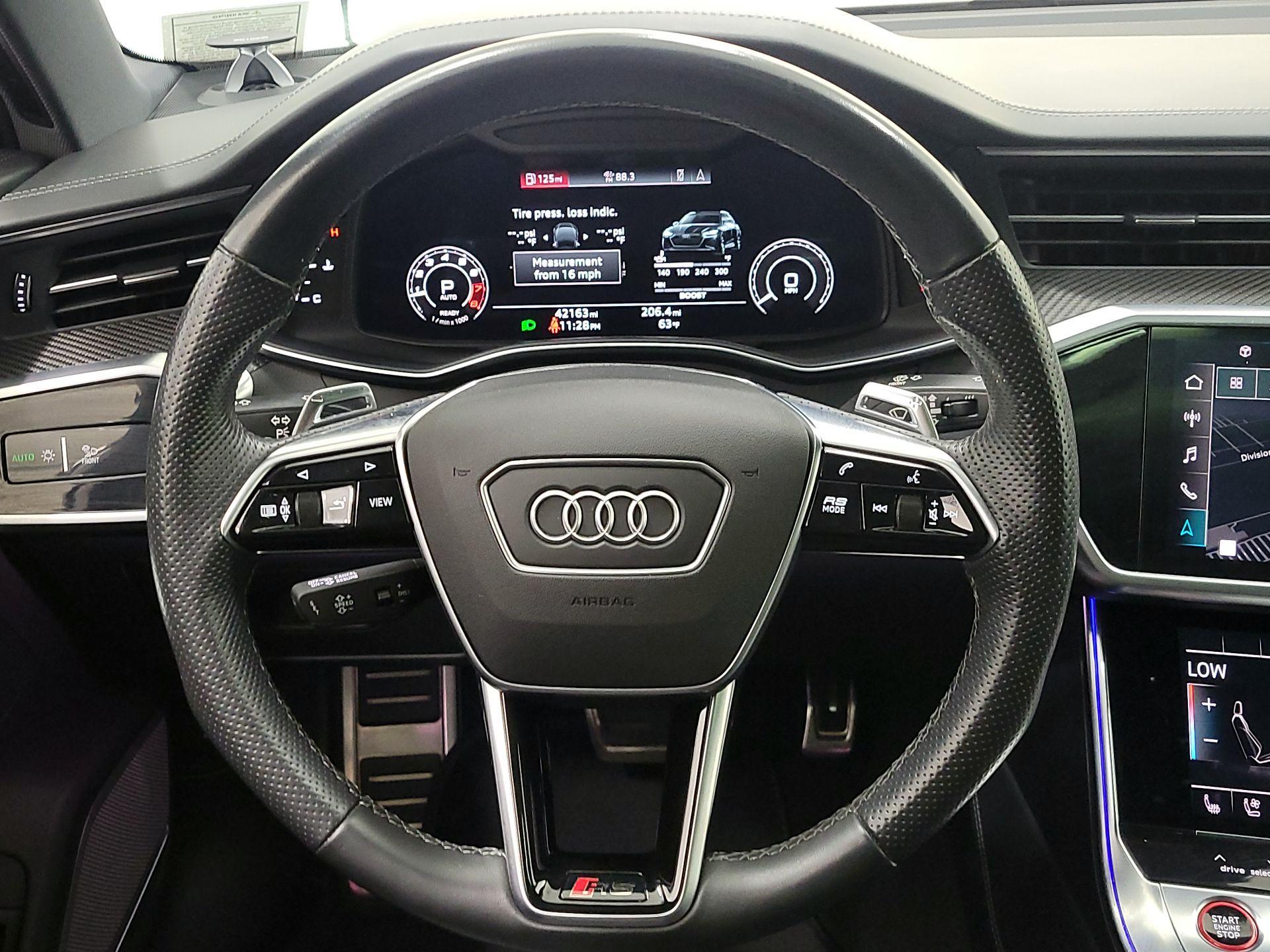Thumbnail: 2021 Audi RS 6 - 10