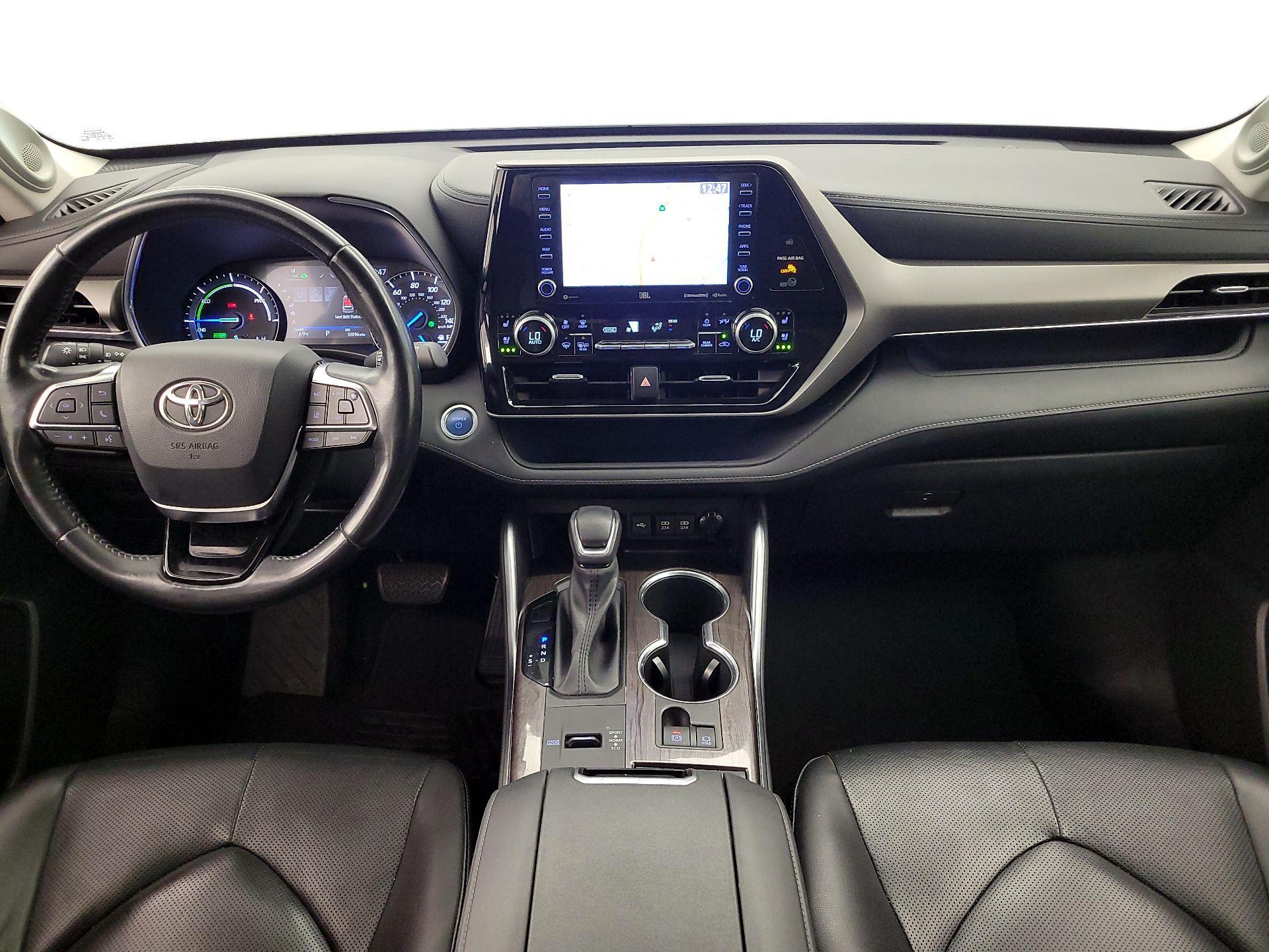 Thumbnail: 2020 Toyota Highlander - 9