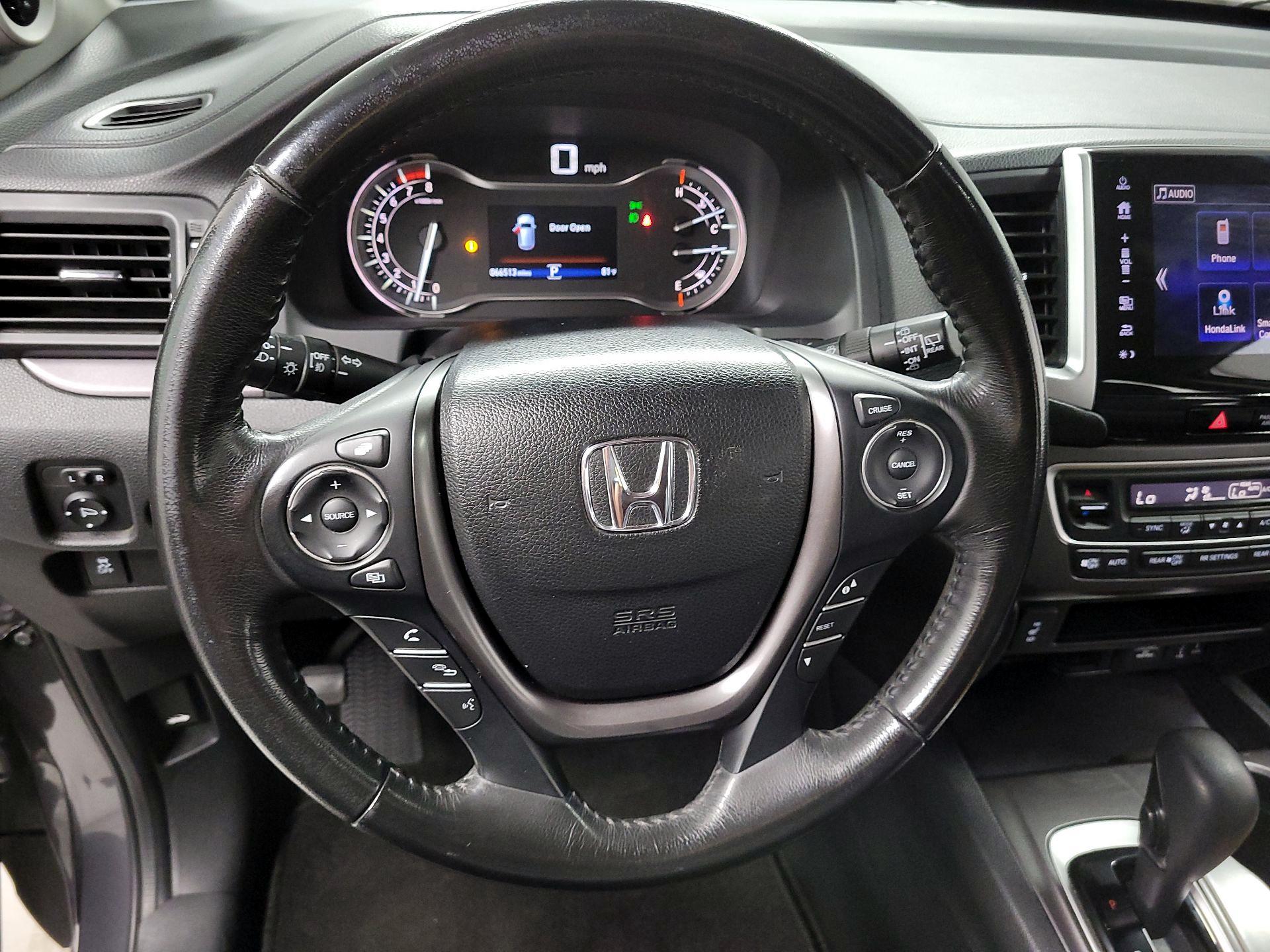 Thumbnail: 2018 Honda Pilot - 10