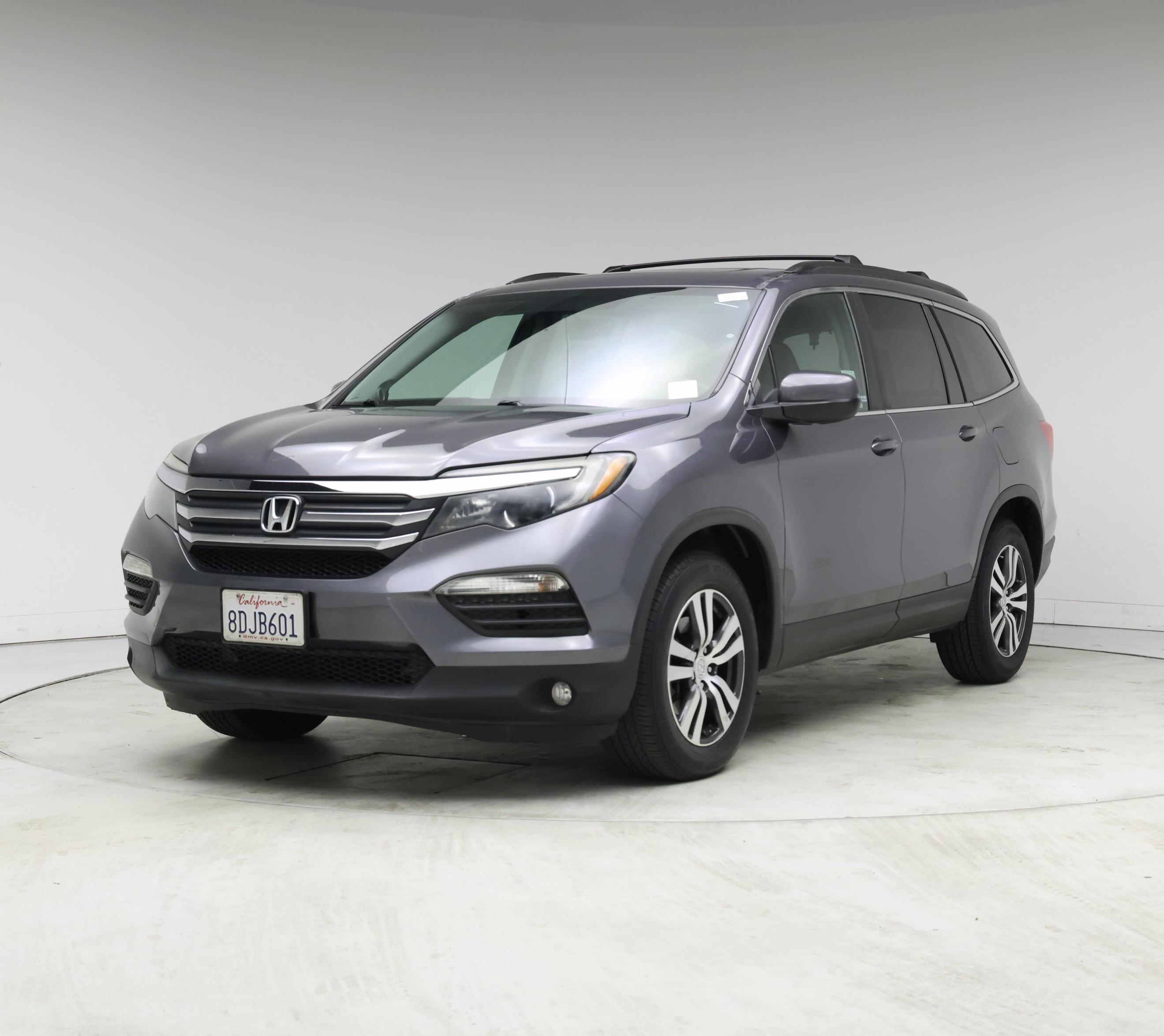 Thumbnail: 2018 Honda Pilot - 4