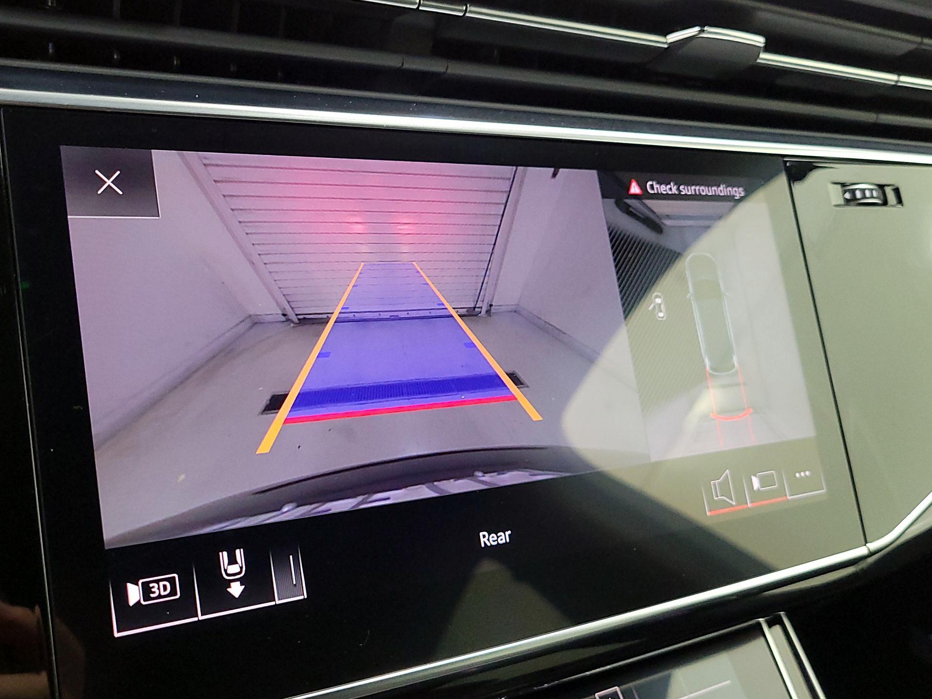 Thumbnail: 2020 Audi Q7 - 15