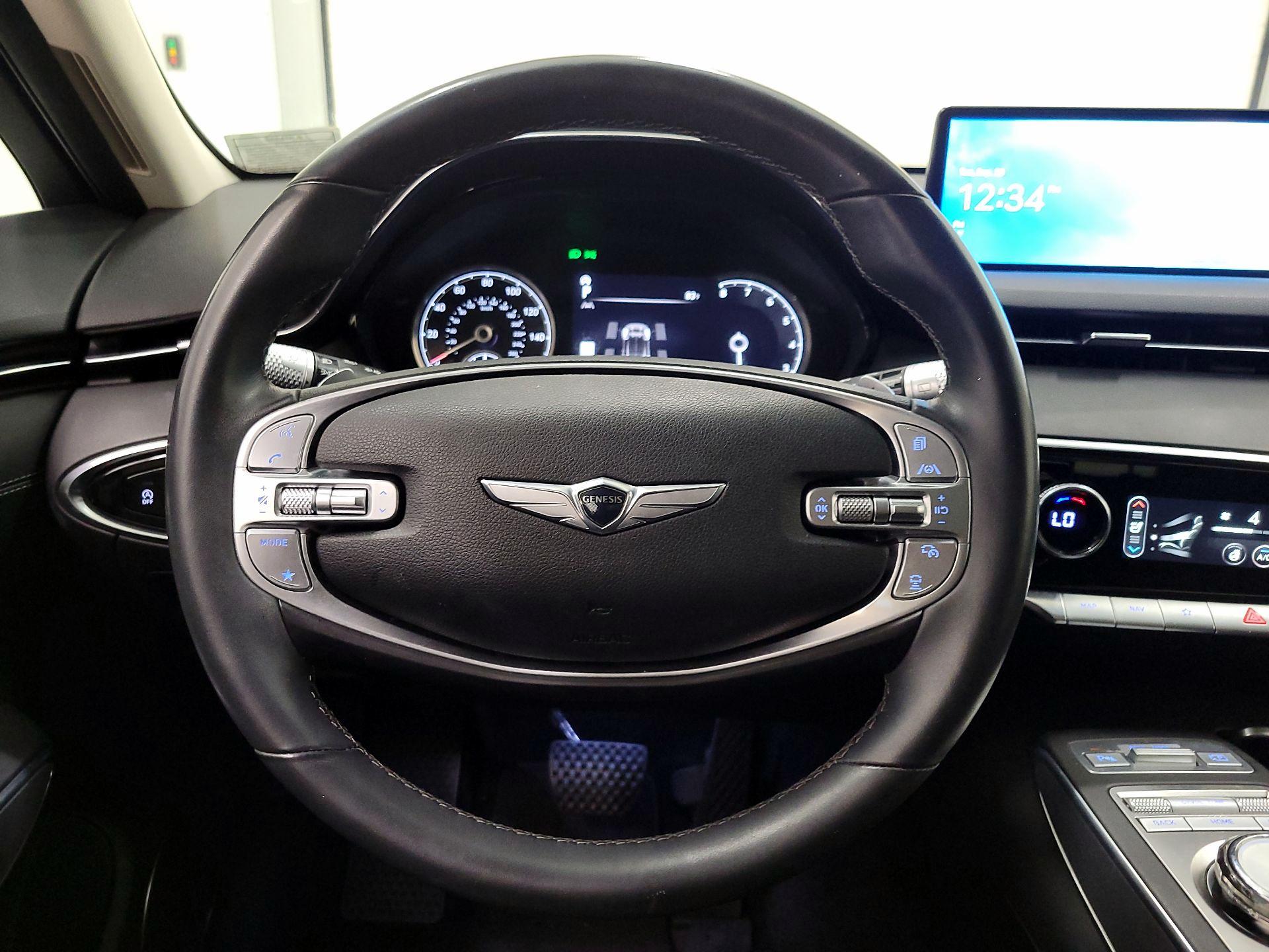 Thumbnail: 2023 Genesis GV70 - 10