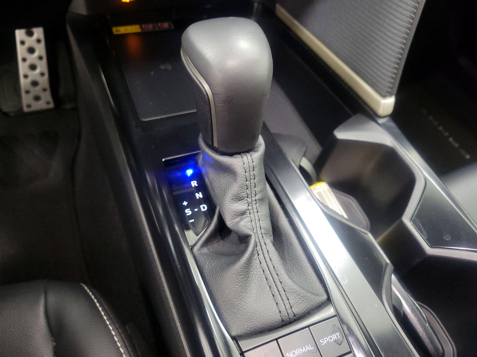 Thumbnail: 2025 Toyota Camry - 17