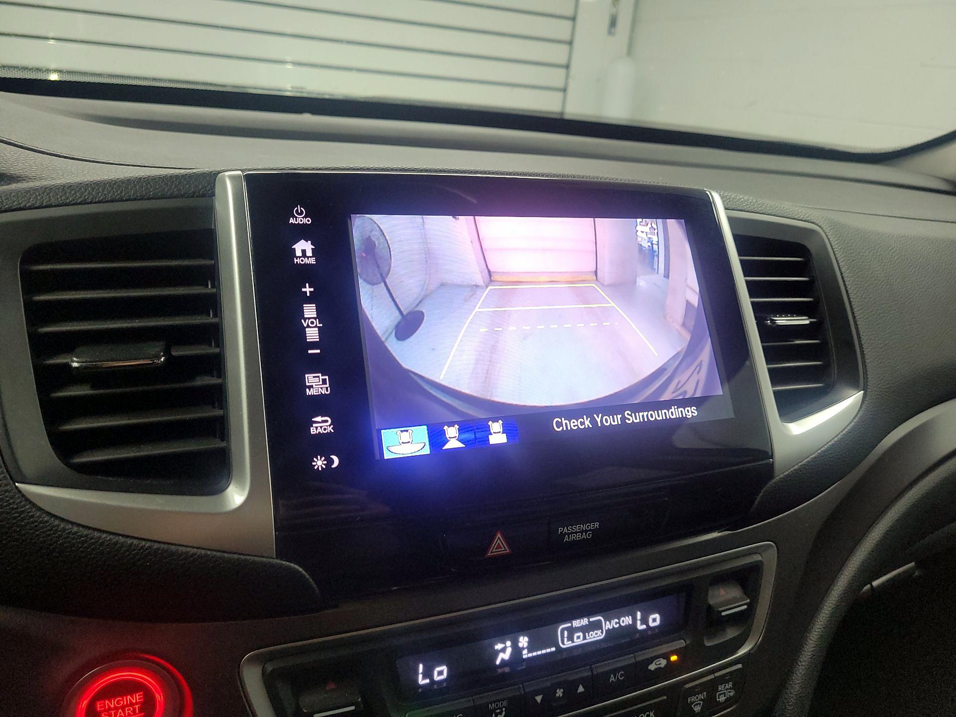 Thumbnail: 2018 Honda Pilot - 13