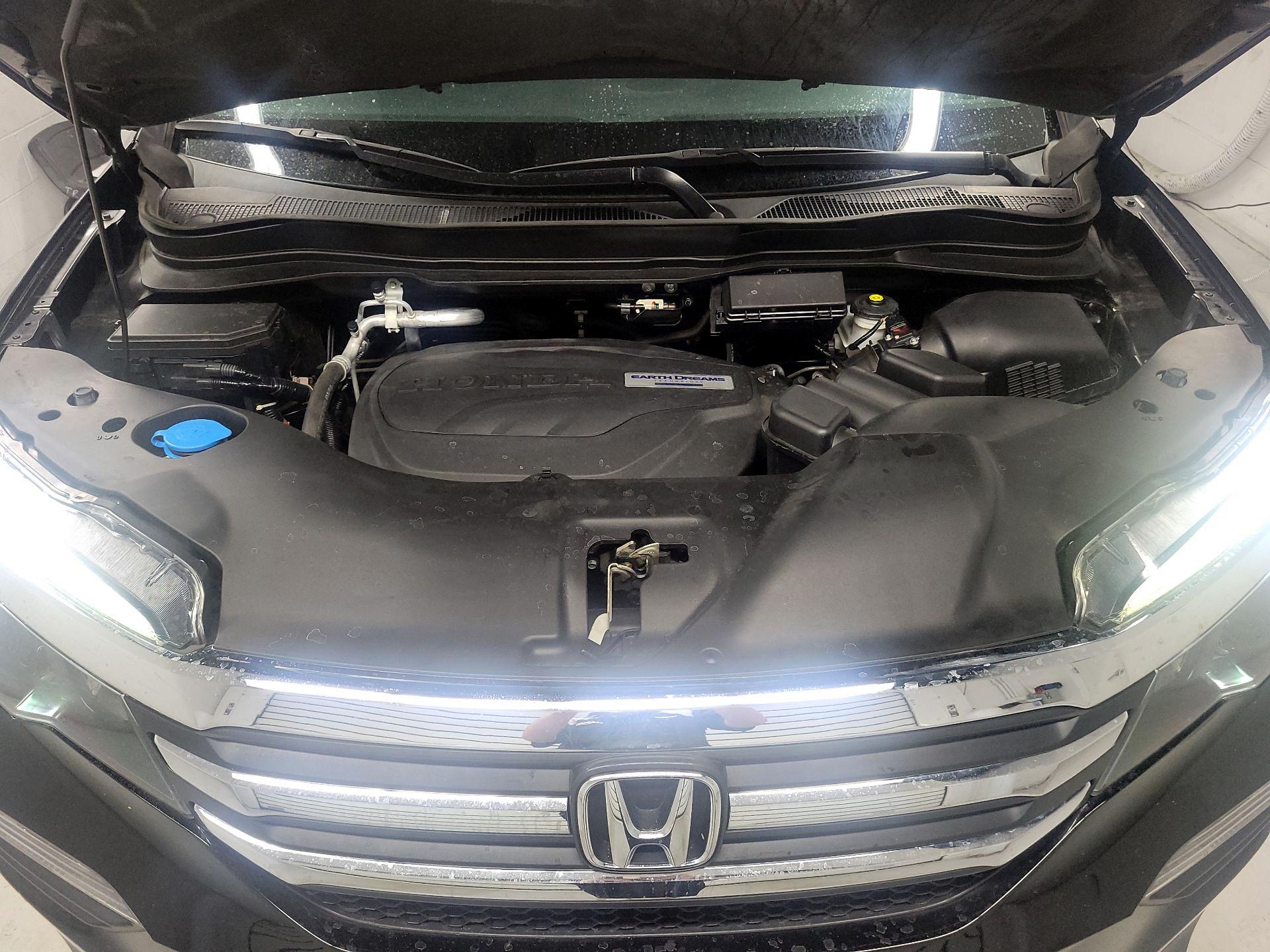 Thumbnail: 2018 Honda Pilot - 19