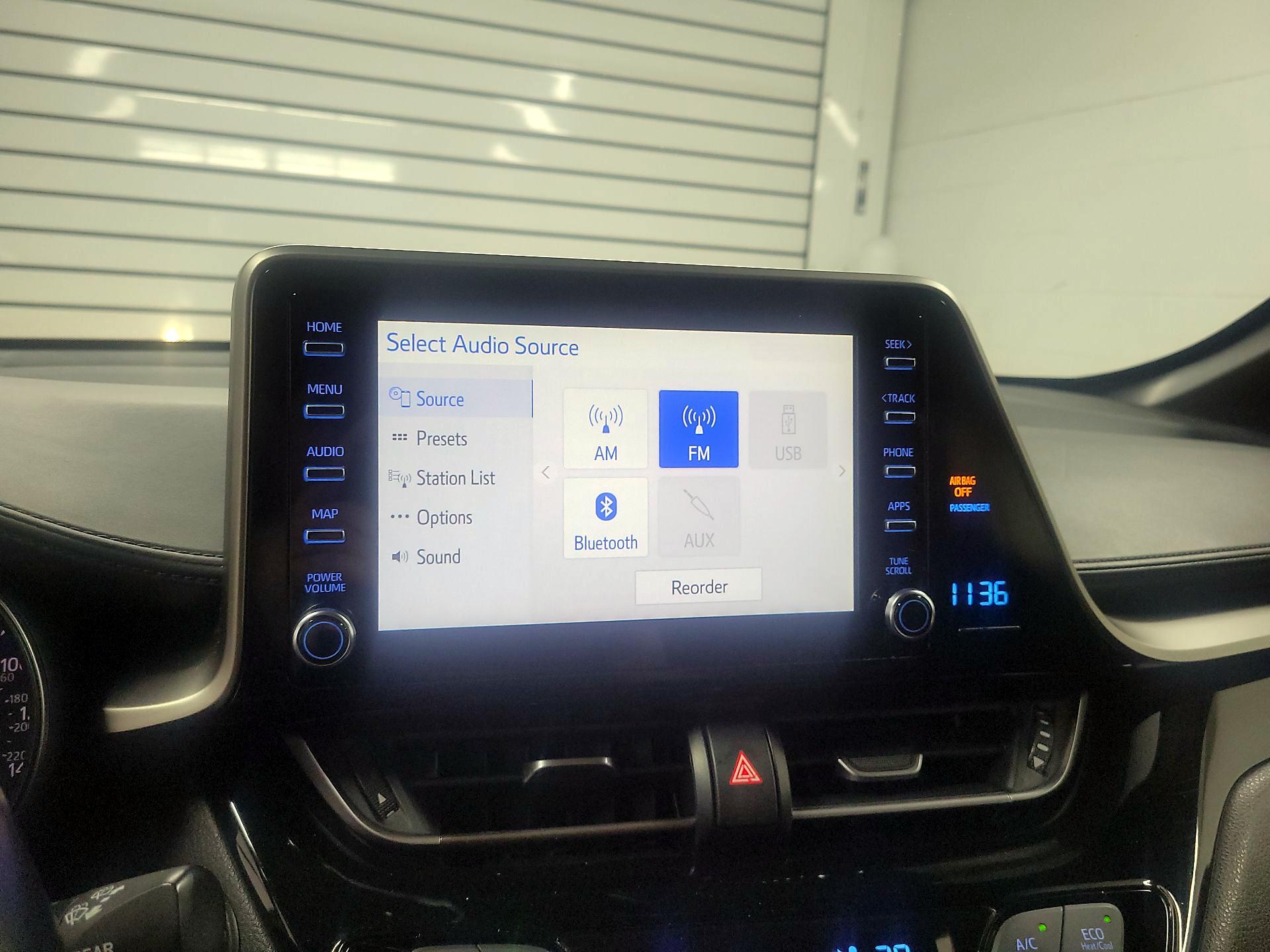 Thumbnail: 2019 Toyota C-HR - 14