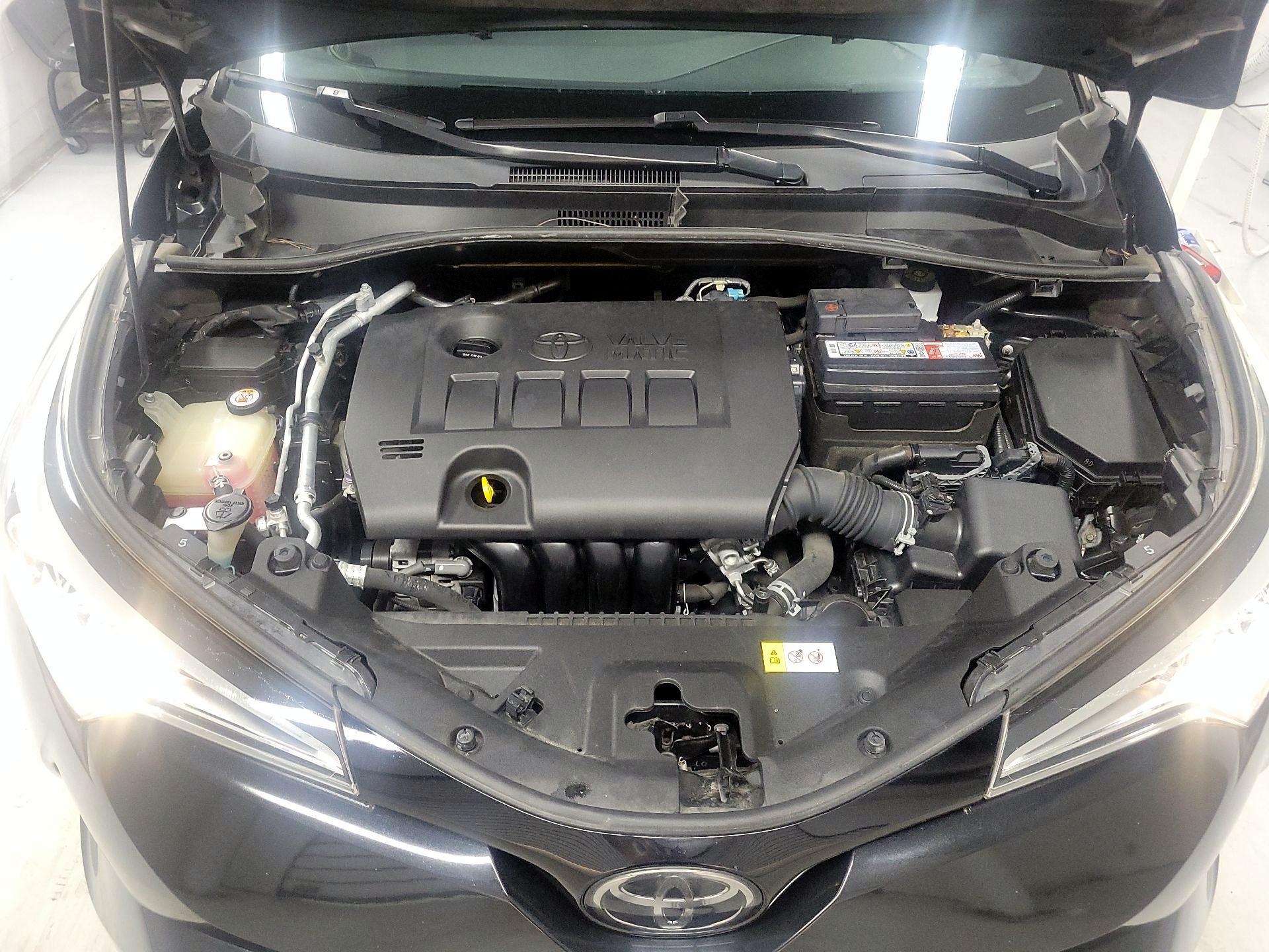 Thumbnail: 2019 Toyota C-HR - 19
