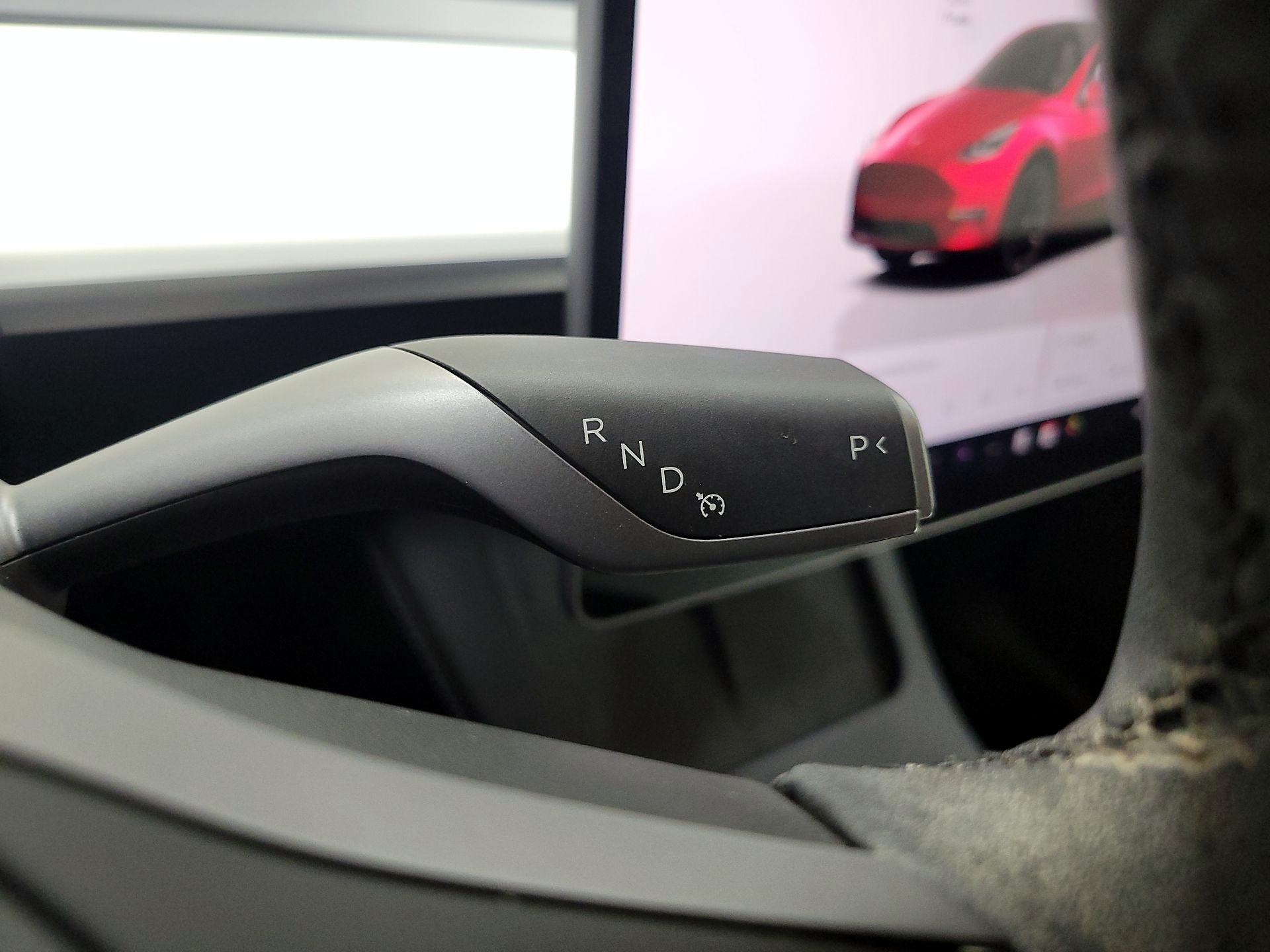 Thumbnail: 2024 Tesla Model Y - 17