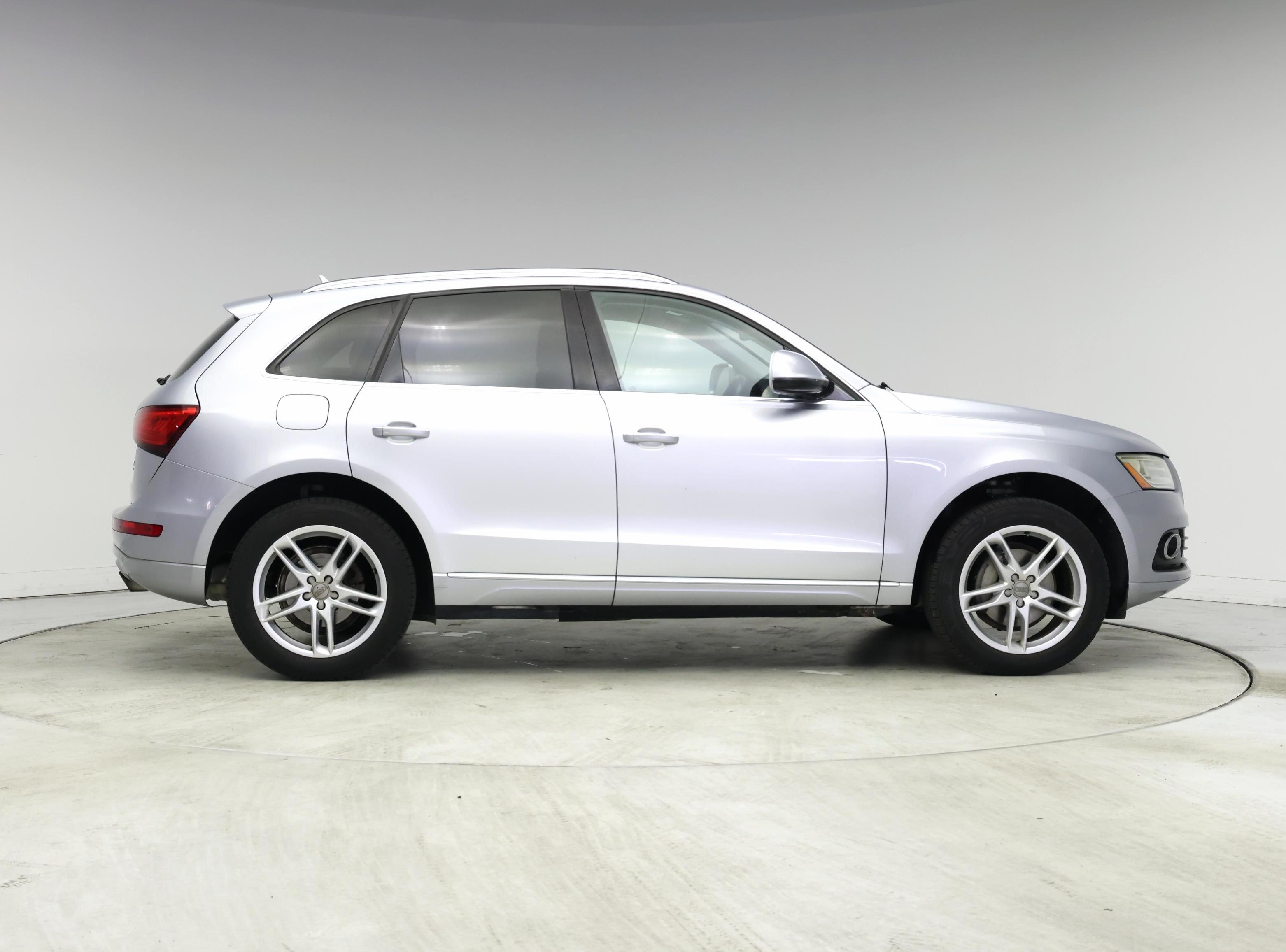 Thumbnail: 2017 Audi Q5 - 7