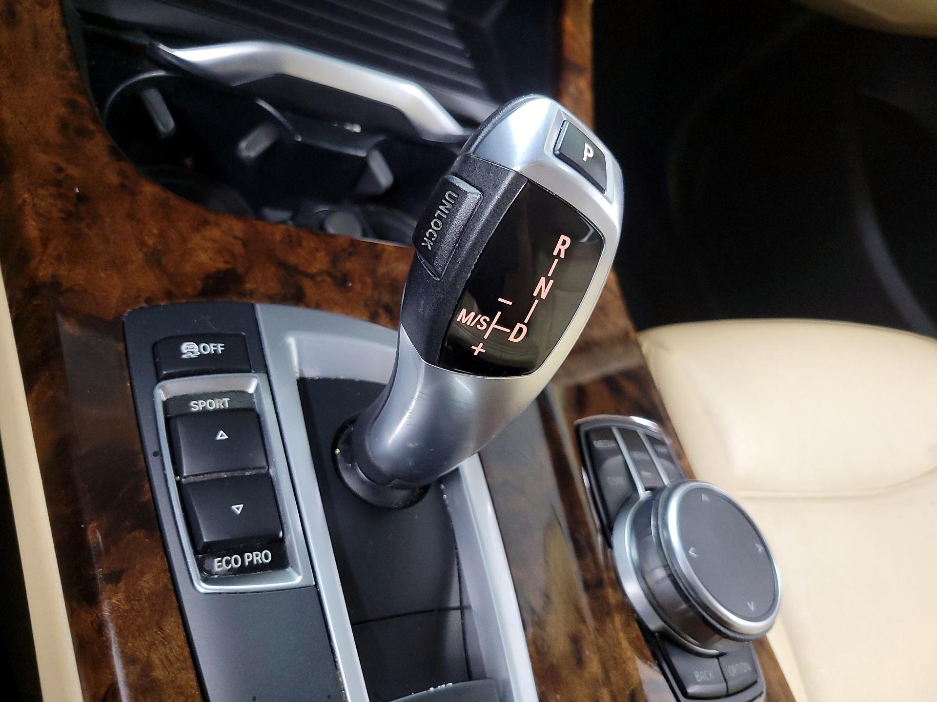 Thumbnail: 2017 BMW X3 - 16