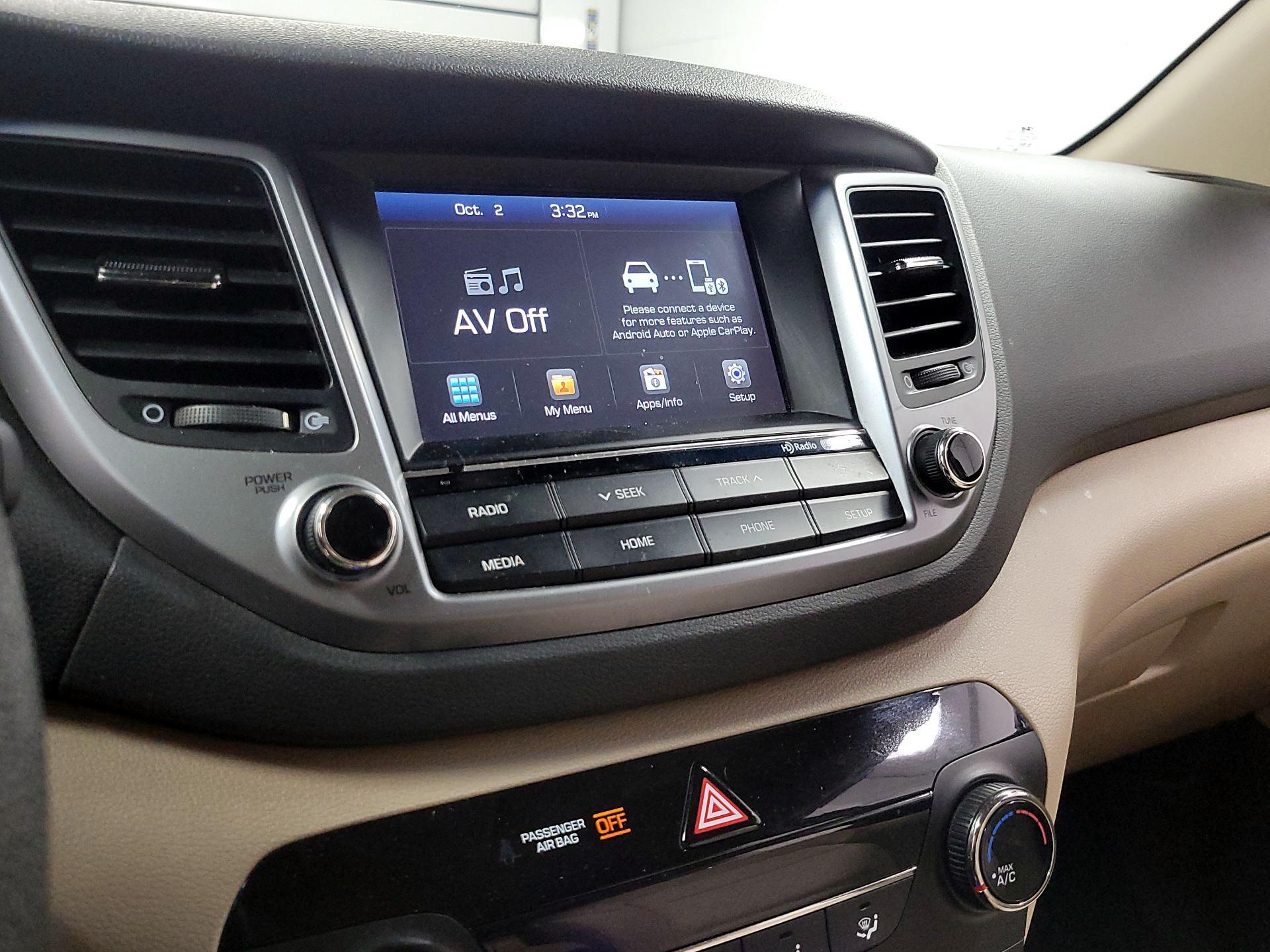 Thumbnail: 2018 Hyundai Tucson - 15