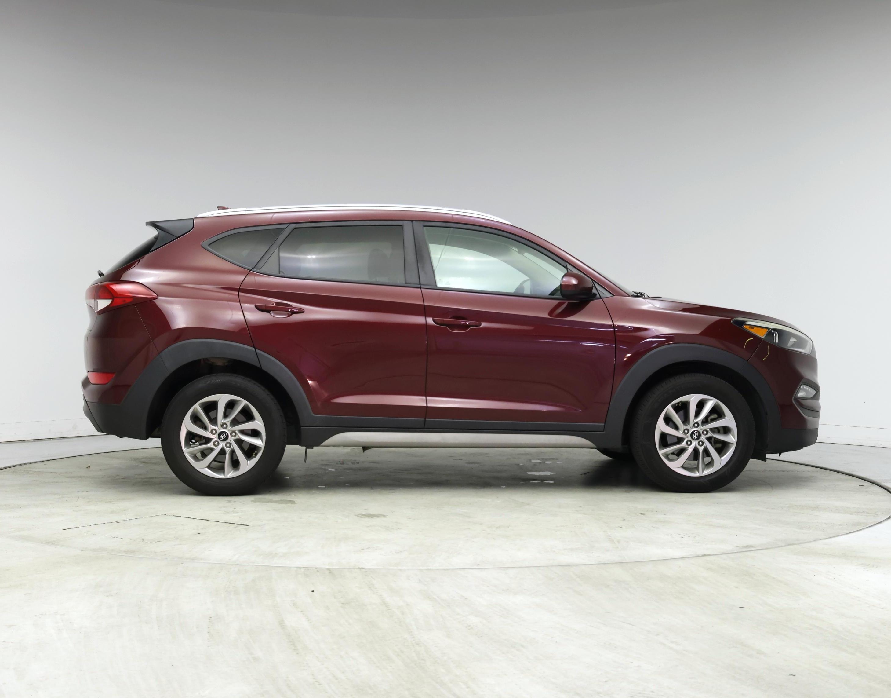 Thumbnail: 2018 Hyundai Tucson - 7