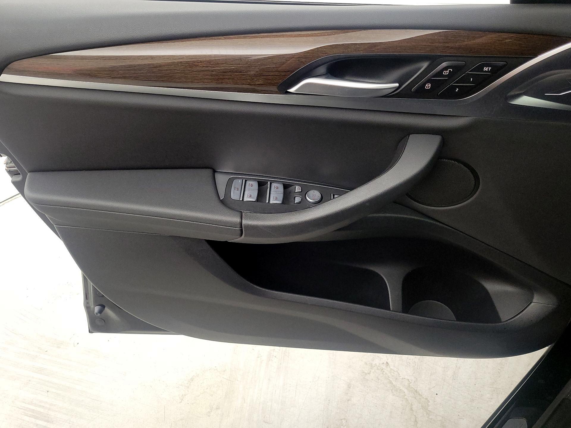 Thumbnail: 2021 BMW X3 - 12