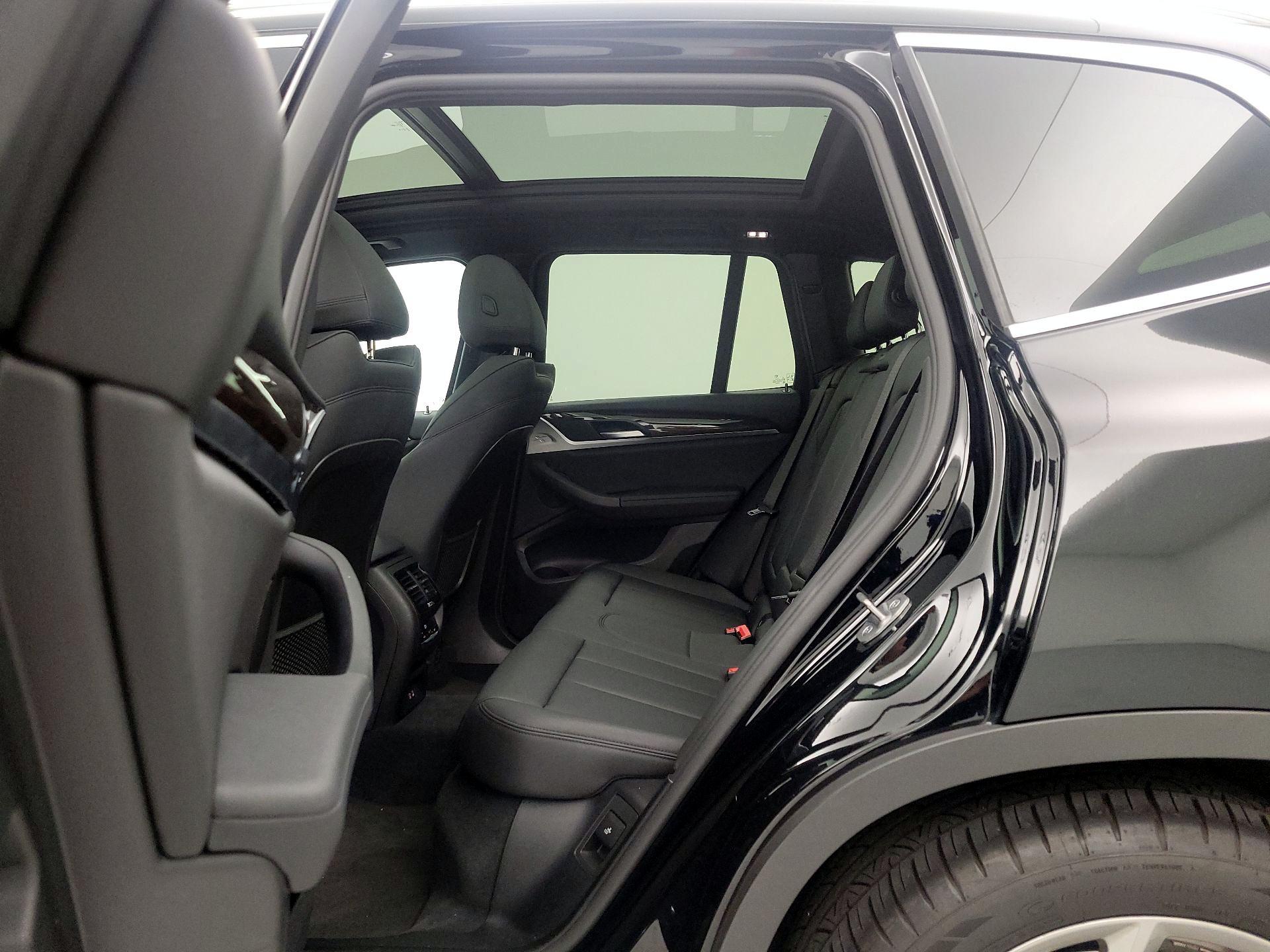 Thumbnail: 2021 BMW X3 - 20