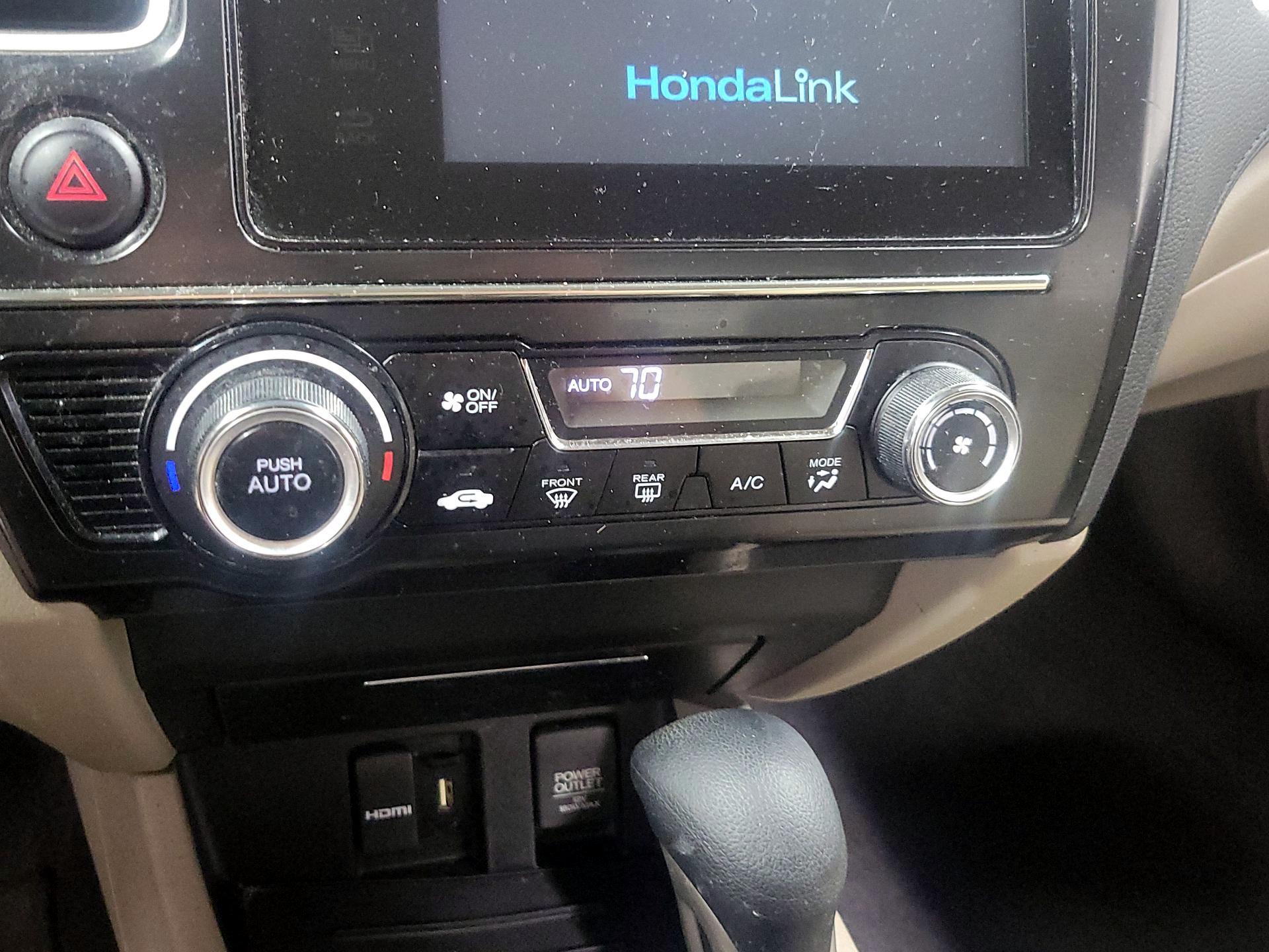 Thumbnail: 2015 Honda Civic - 14