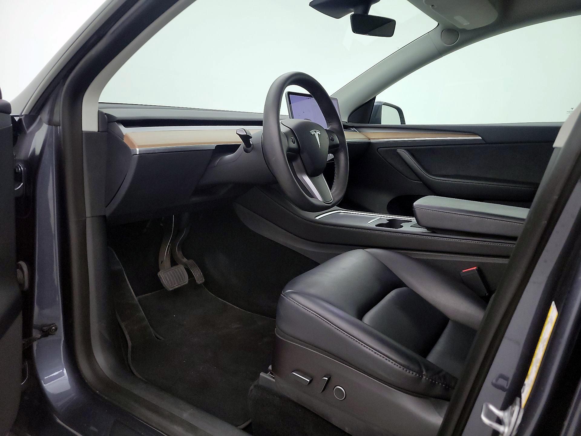 Thumbnail: 2023 Tesla Model Y - 11