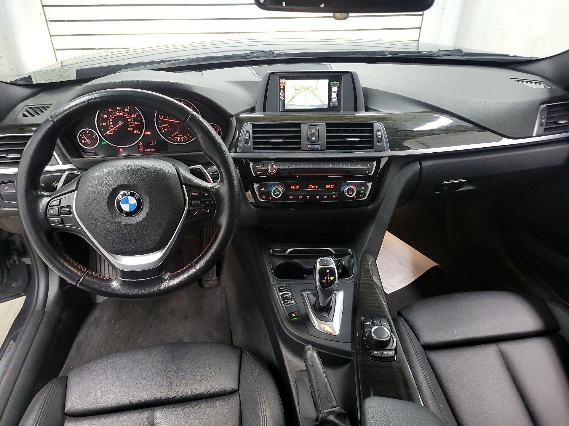 Thumbnail: 2016 BMW 3 Series - 9