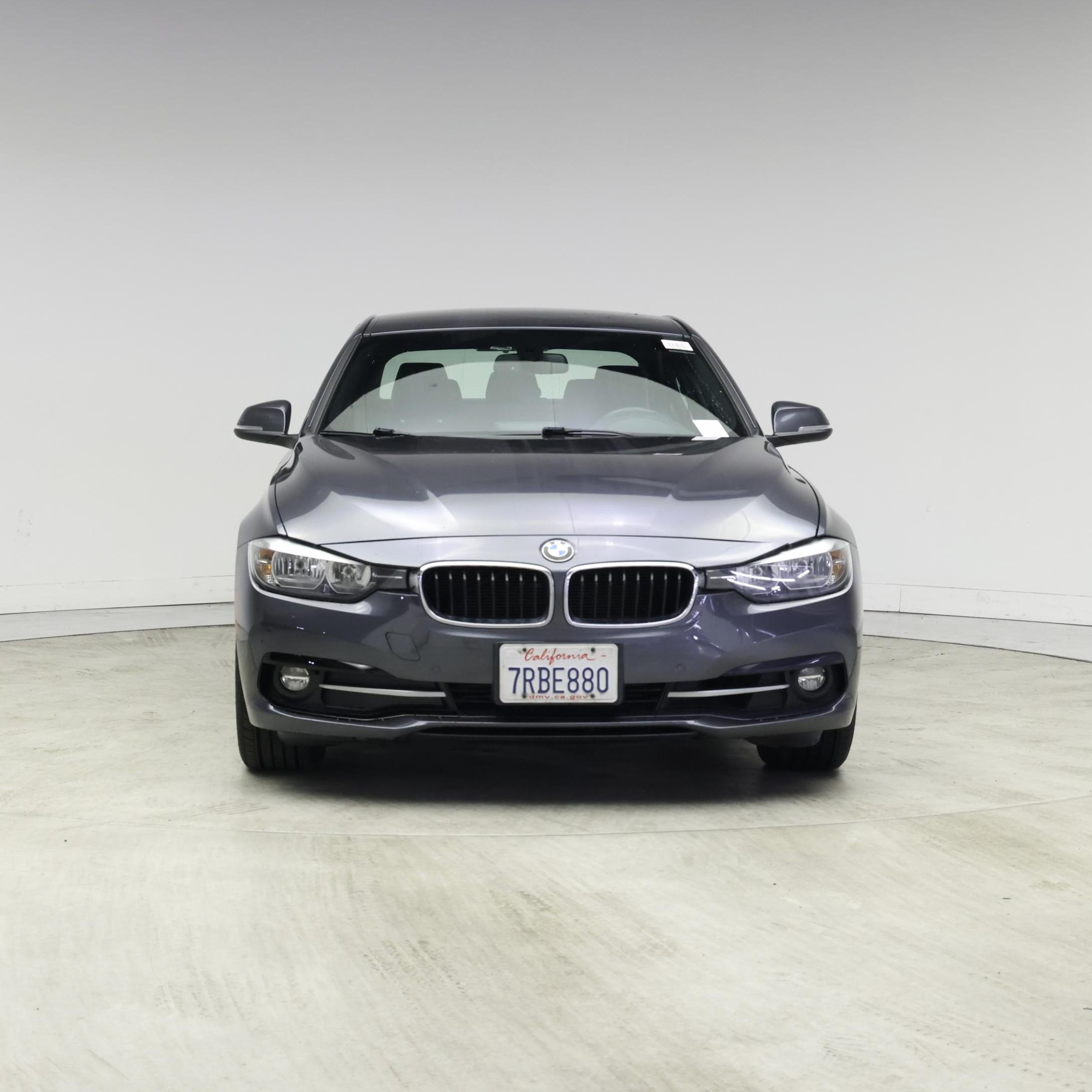Thumbnail: 2016 BMW 3 Series - 5