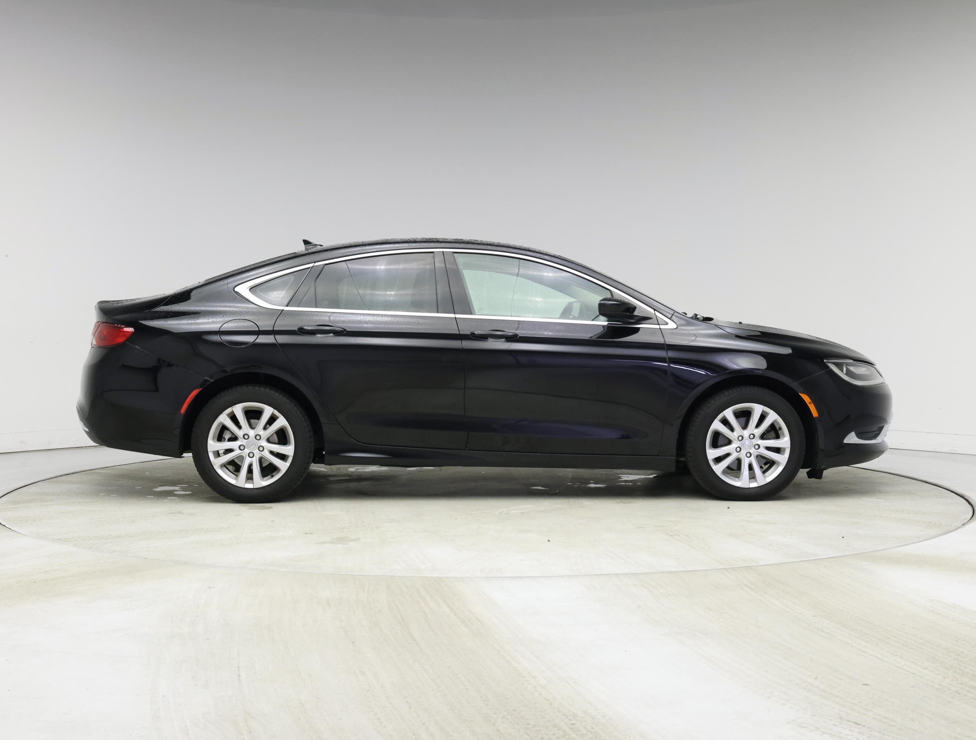Thumbnail: 2016 Chrysler 200 - 7