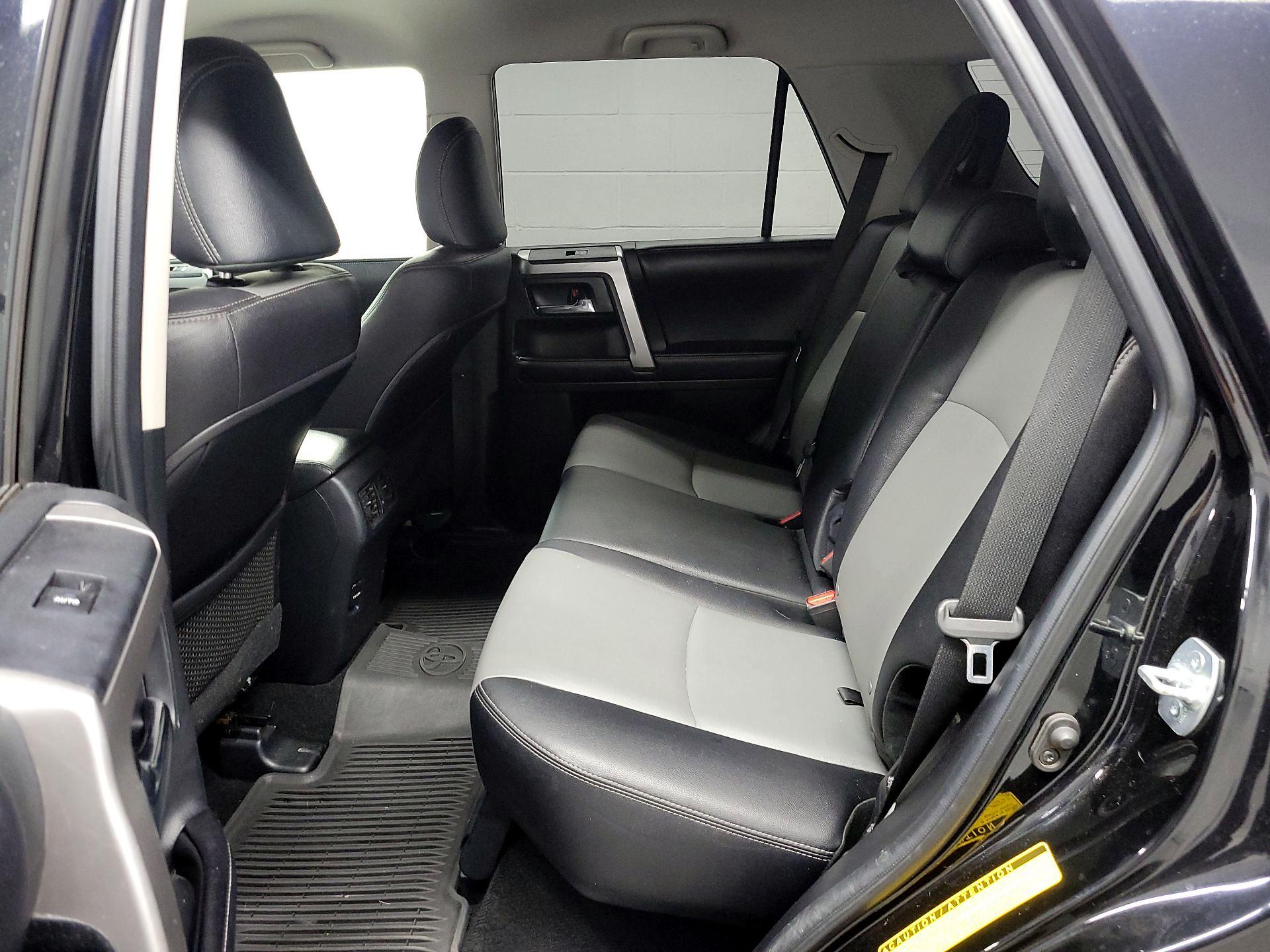 Thumbnail: 2017 Toyota 4Runner - 19