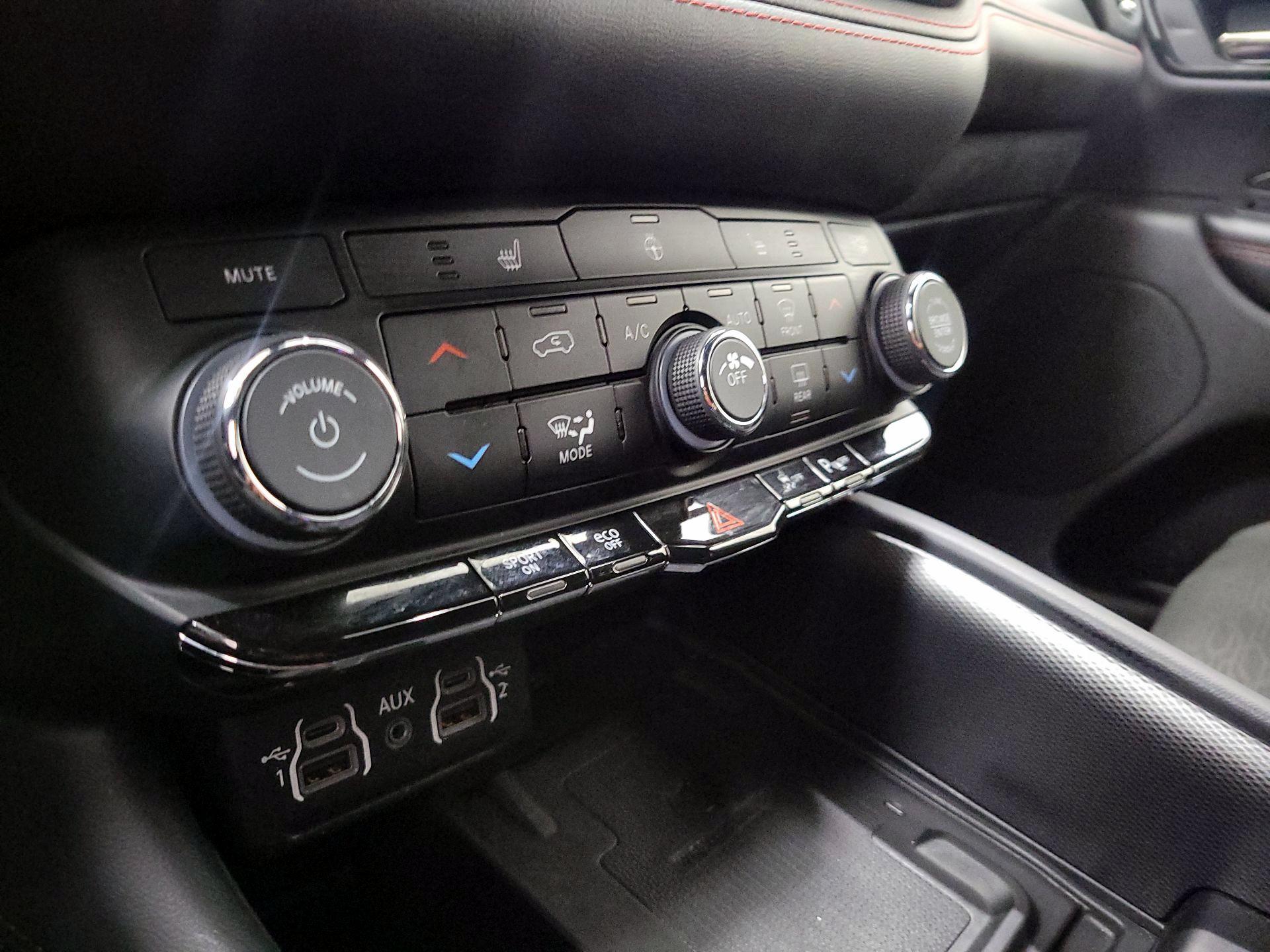 Thumbnail: 2024 Dodge Durango - 17