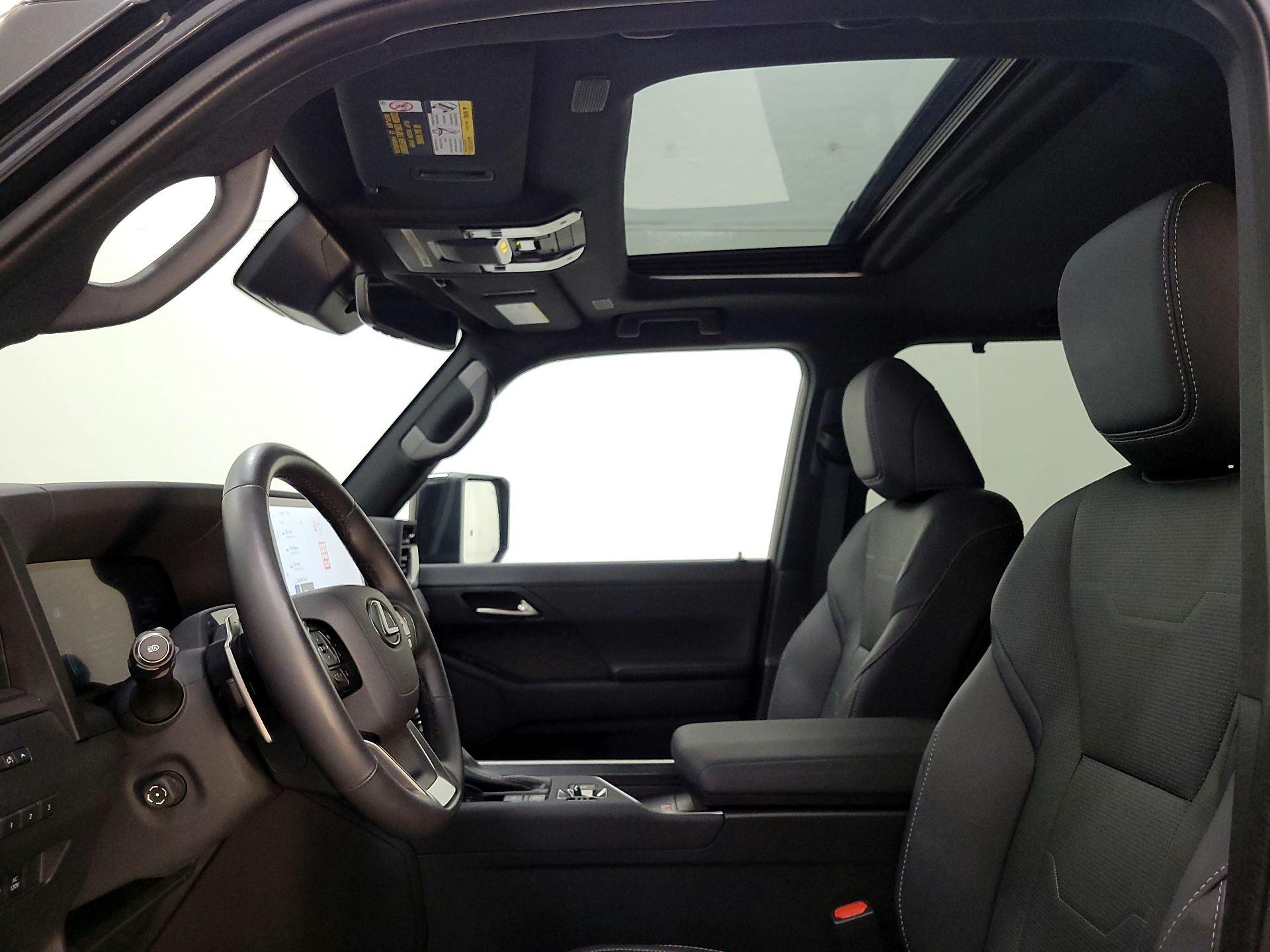 Thumbnail: 2024 Lexus GX - 19