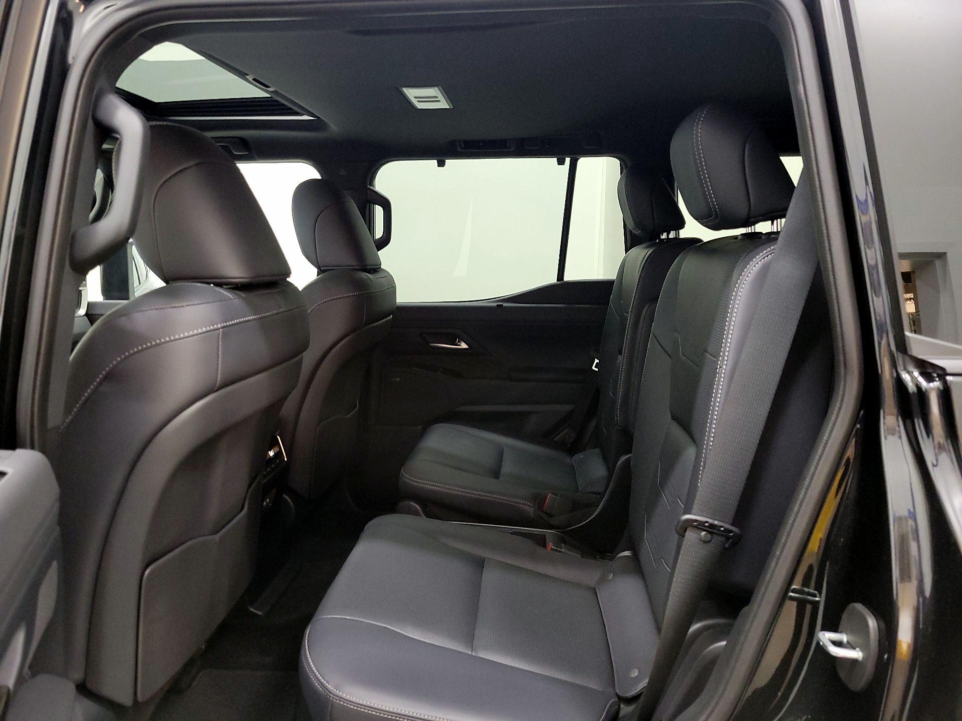 Thumbnail: 2024 Lexus GX - 20