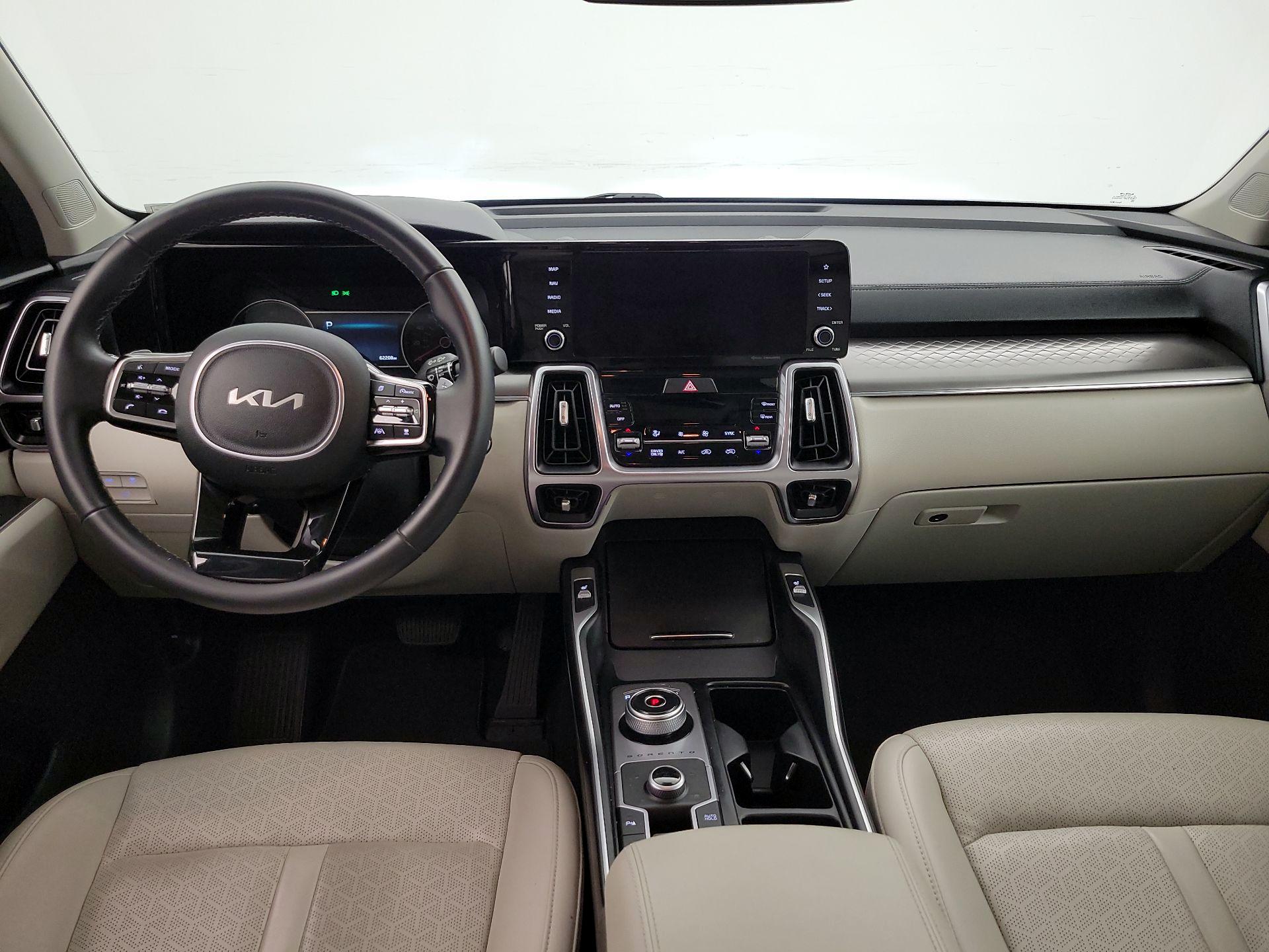 Thumbnail: 2023 Kia Sorento - 9