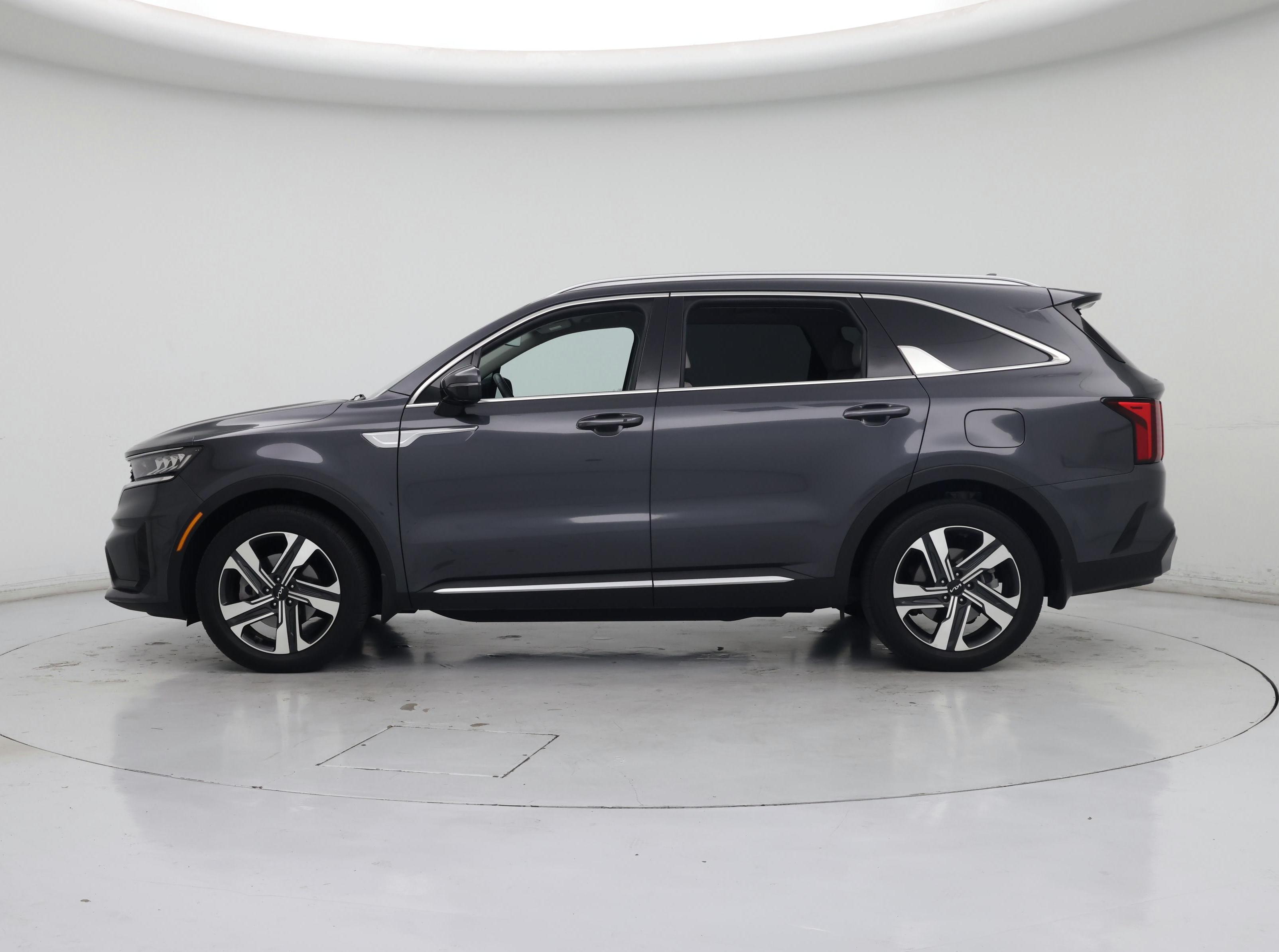 Thumbnail: 2023 Kia Sorento - 3