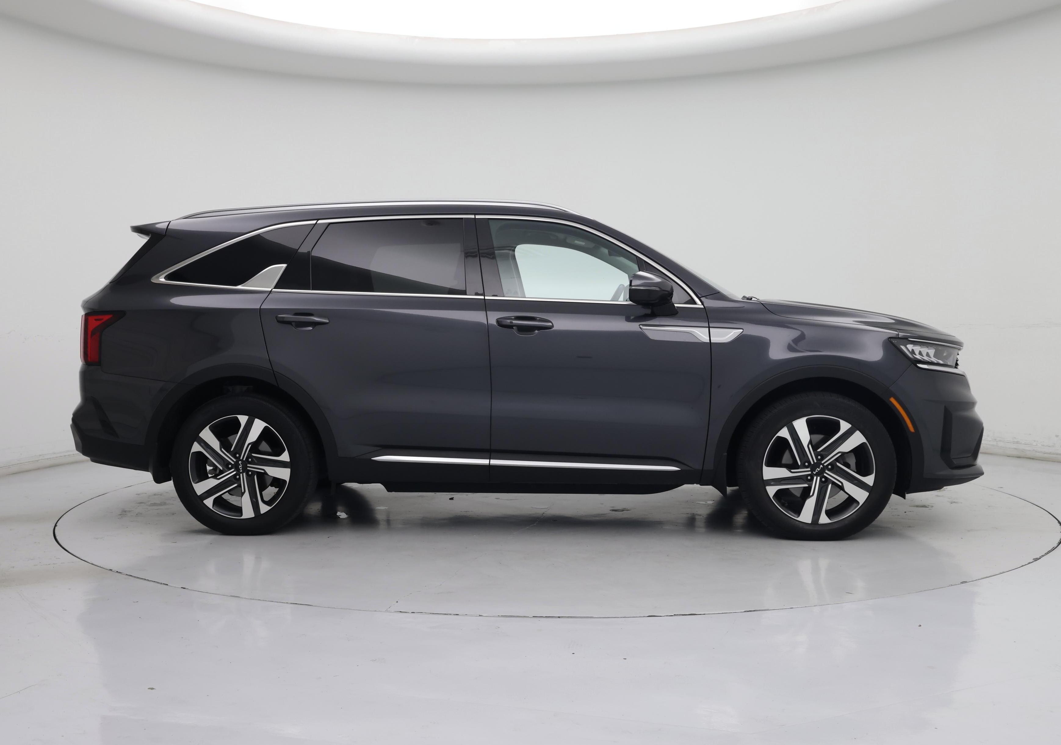 Thumbnail: 2023 Kia Sorento - 7