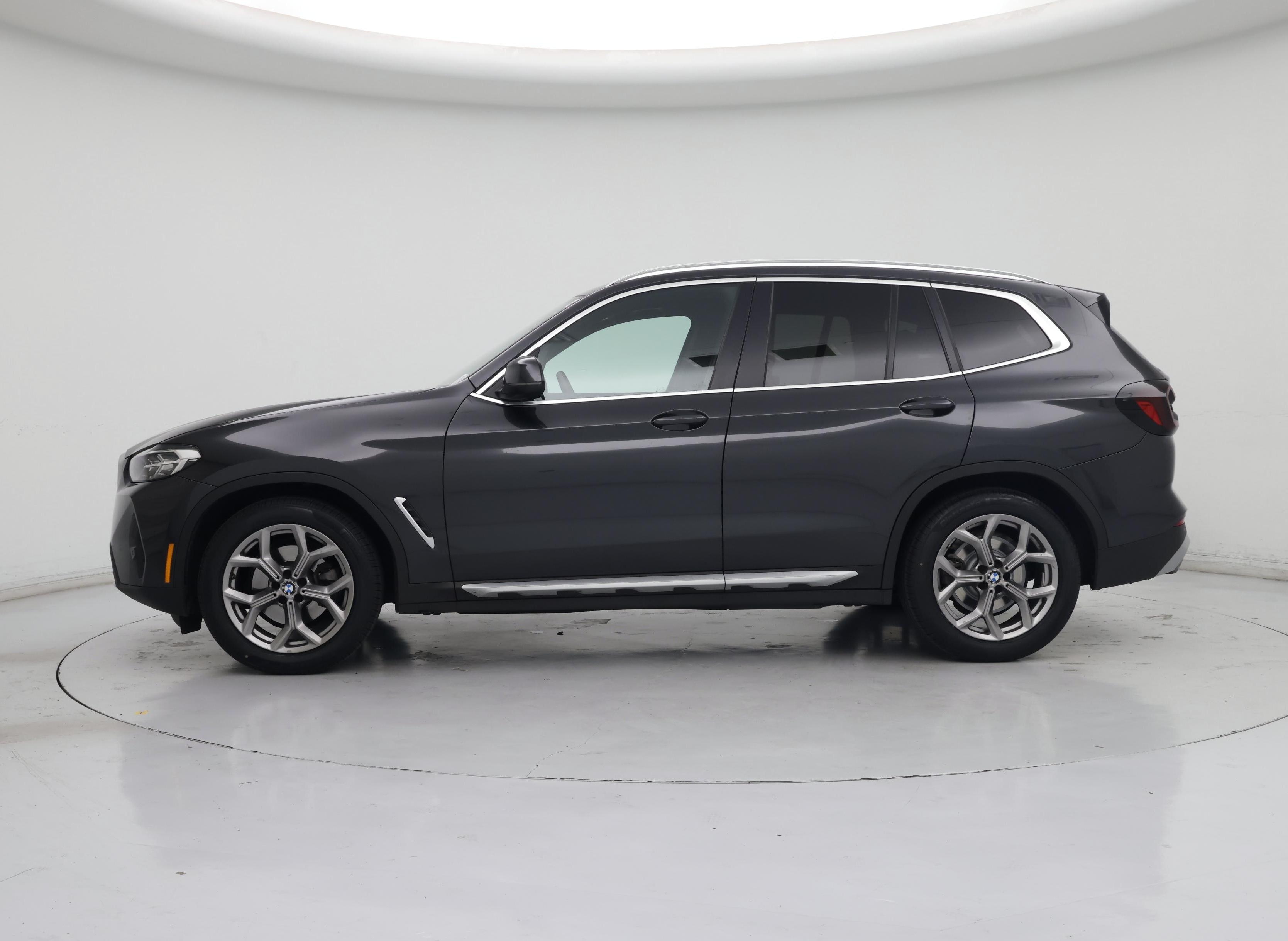 Thumbnail: 2022 BMW X3 - 3