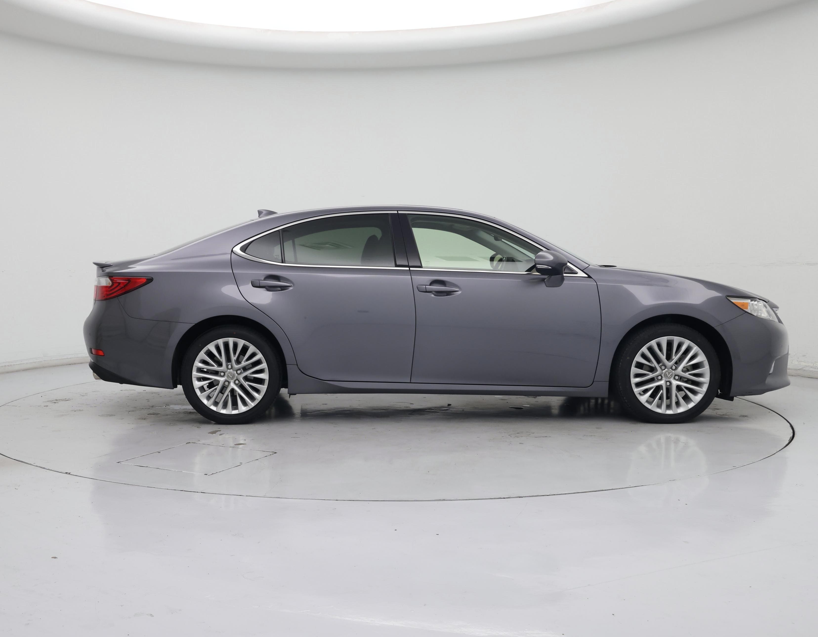 Thumbnail: 2015 Lexus ES - 7