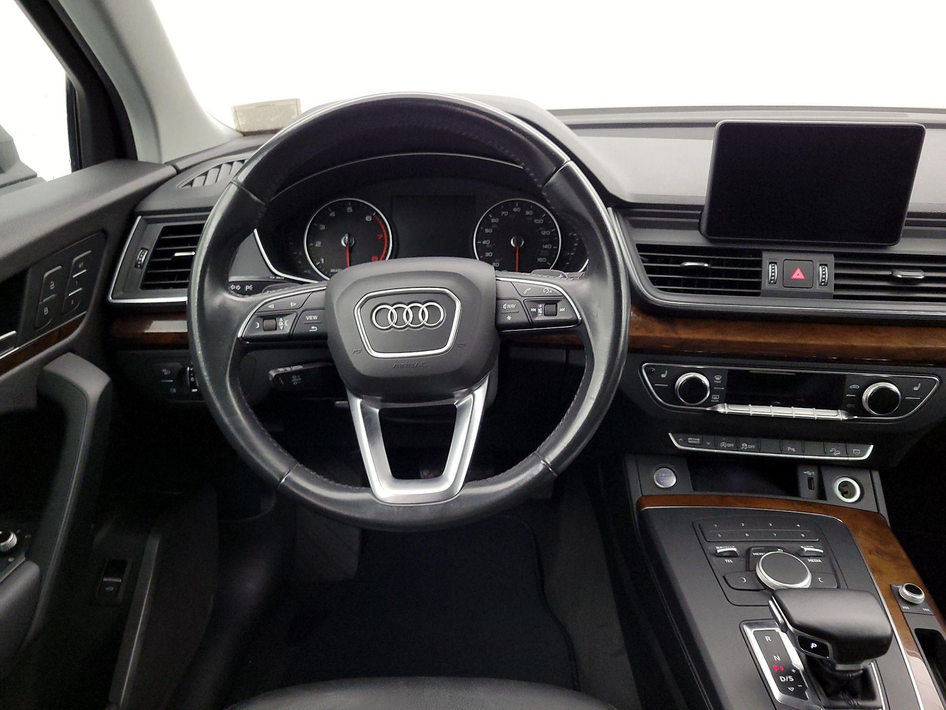 Thumbnail: 2018 Audi Q5 - 10
