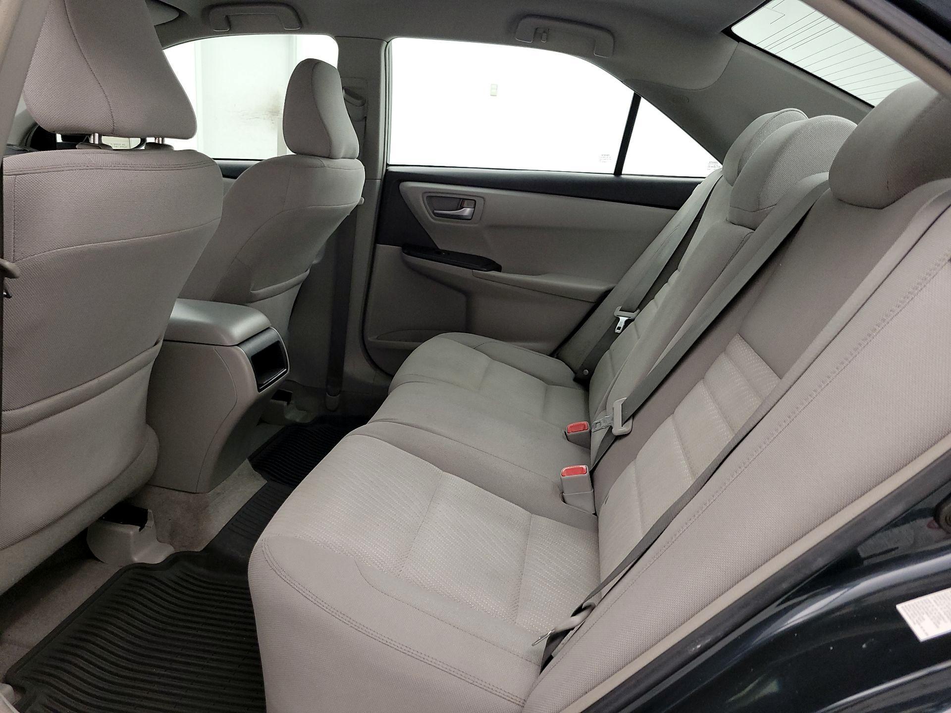 Thumbnail: 2017 Toyota Camry - 19
