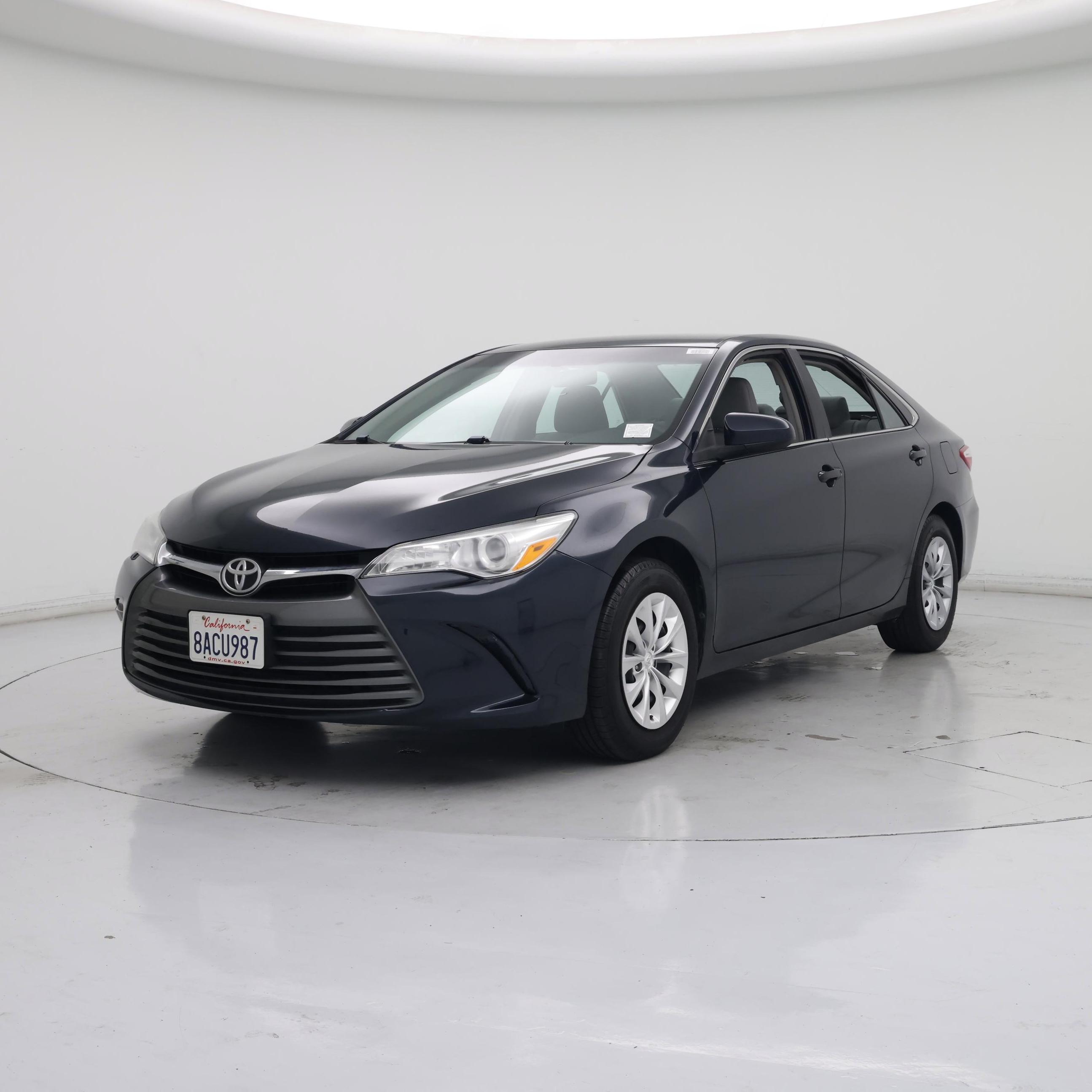 Thumbnail: 2017 Toyota Camry - 4