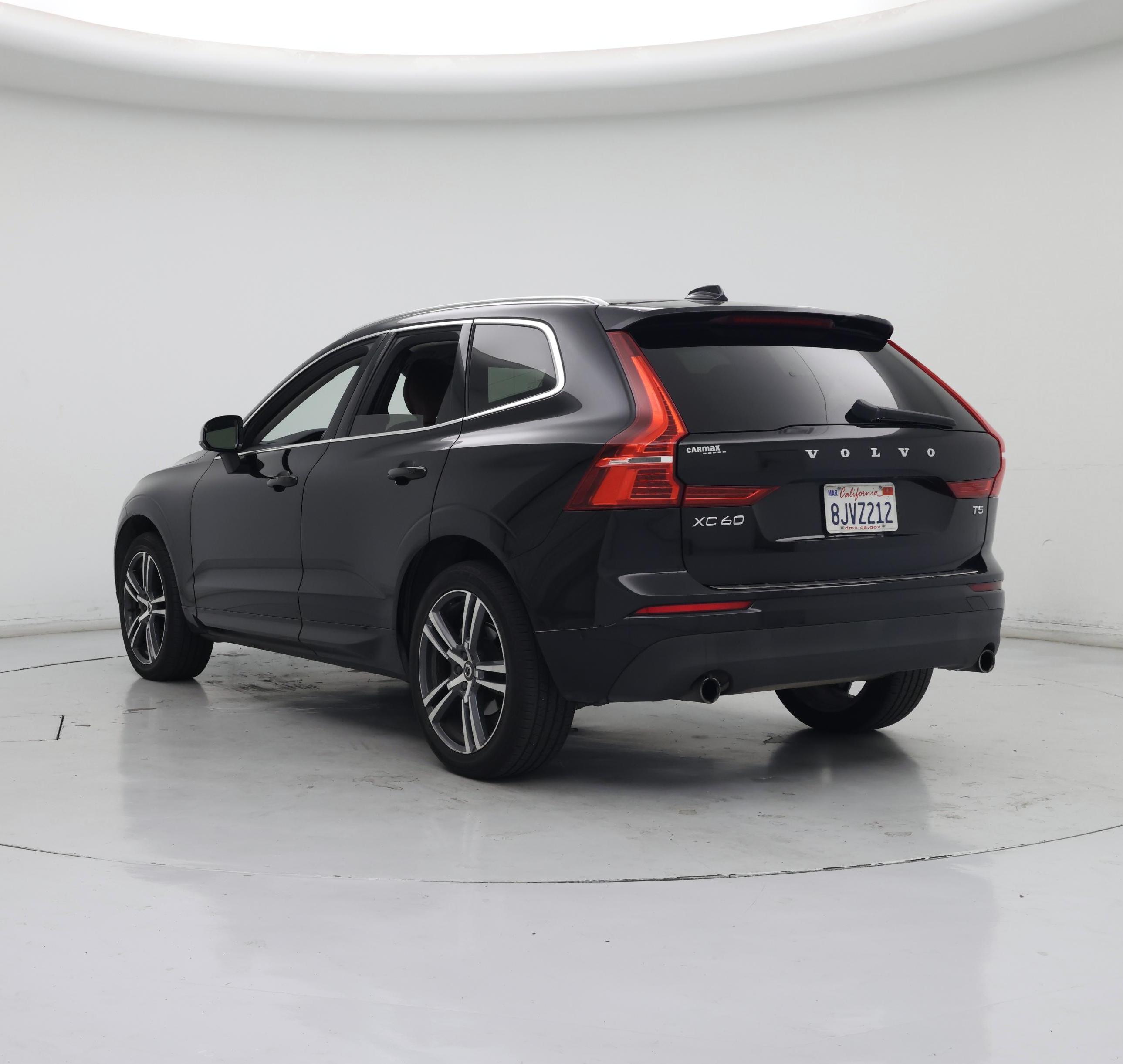 Thumbnail: 2019 Volvo XC60 - 2