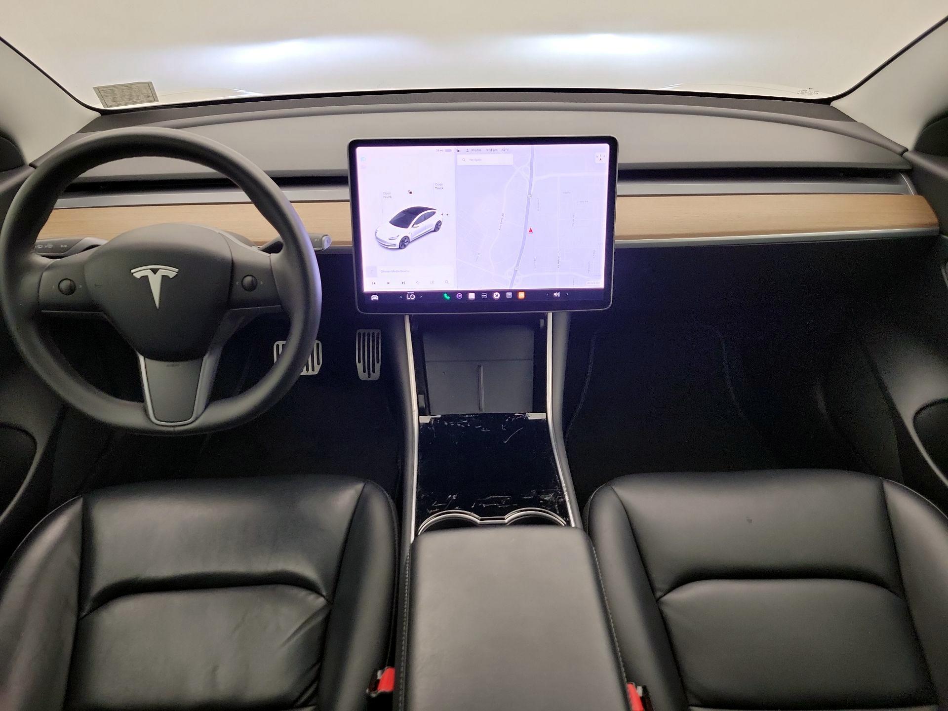Thumbnail: 2020 Tesla Model 3 - 9