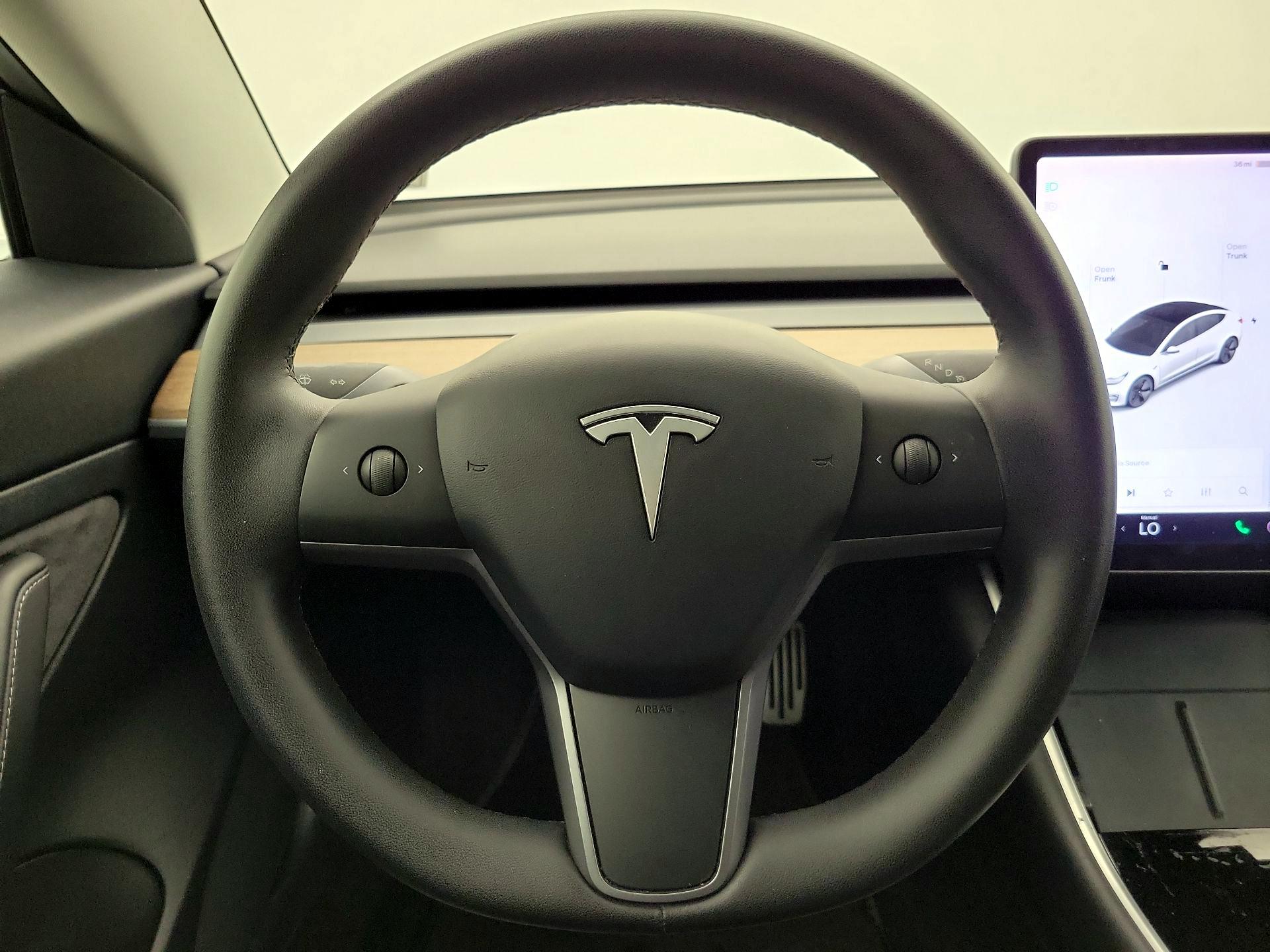 Thumbnail: 2020 Tesla Model 3 - 10