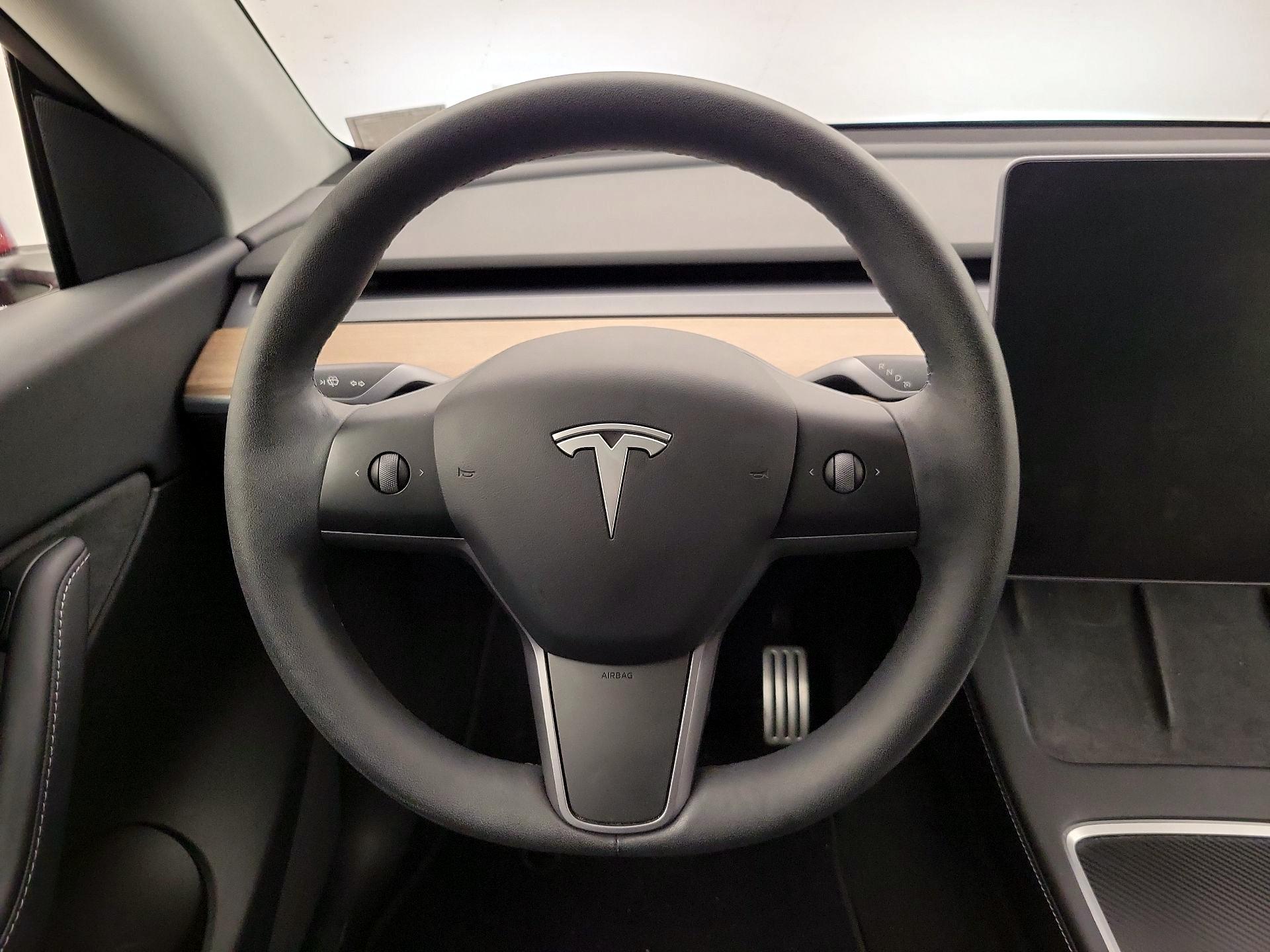 Thumbnail: 2022 Tesla Model Y - 10
