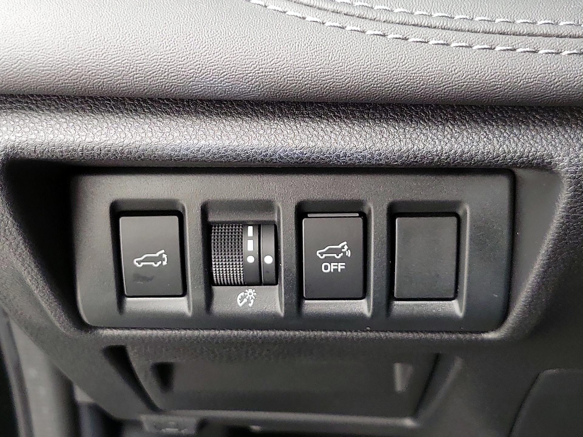 Thumbnail: 2021 Subaru Outback - 13