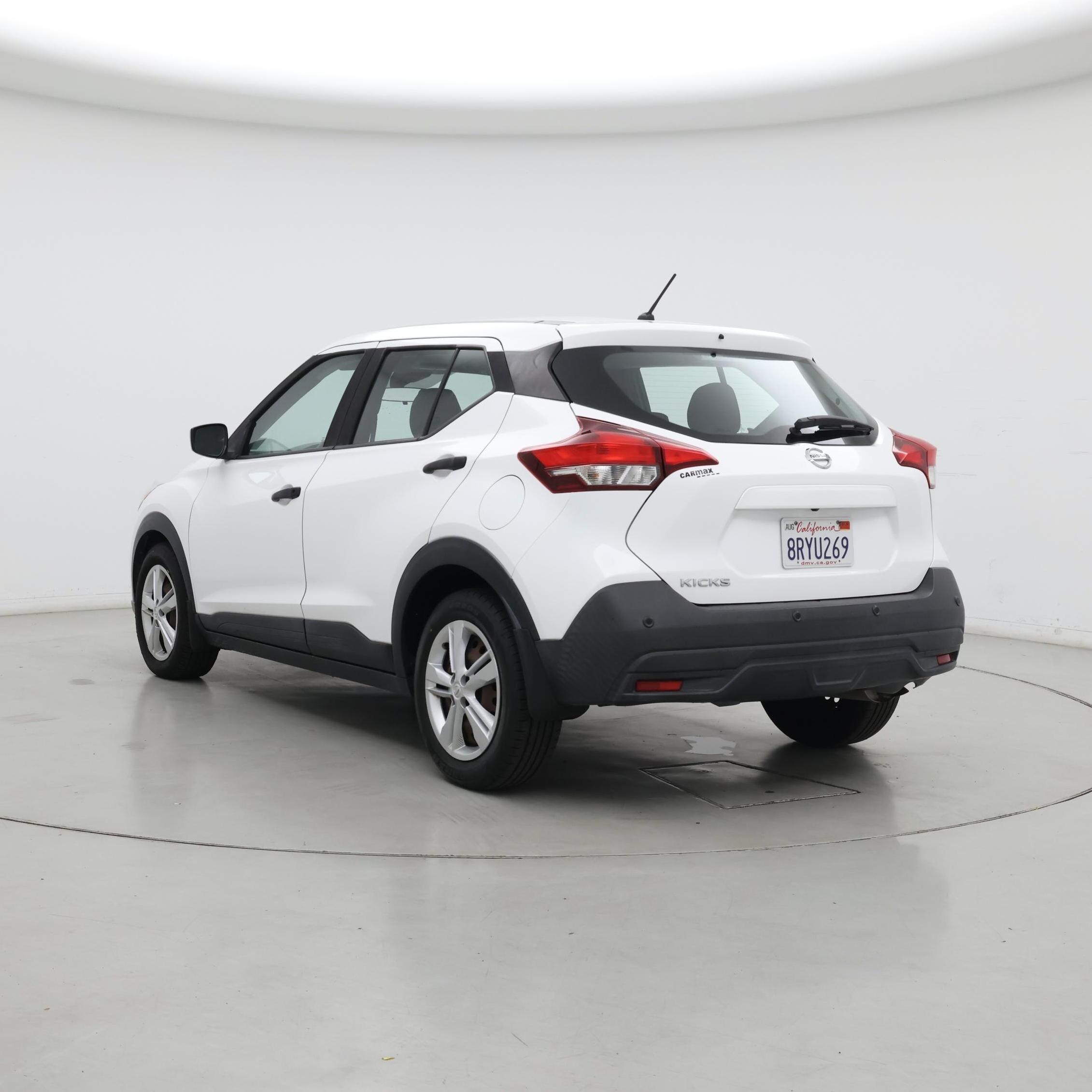 Thumbnail: 2020 Nissan Kicks - 2