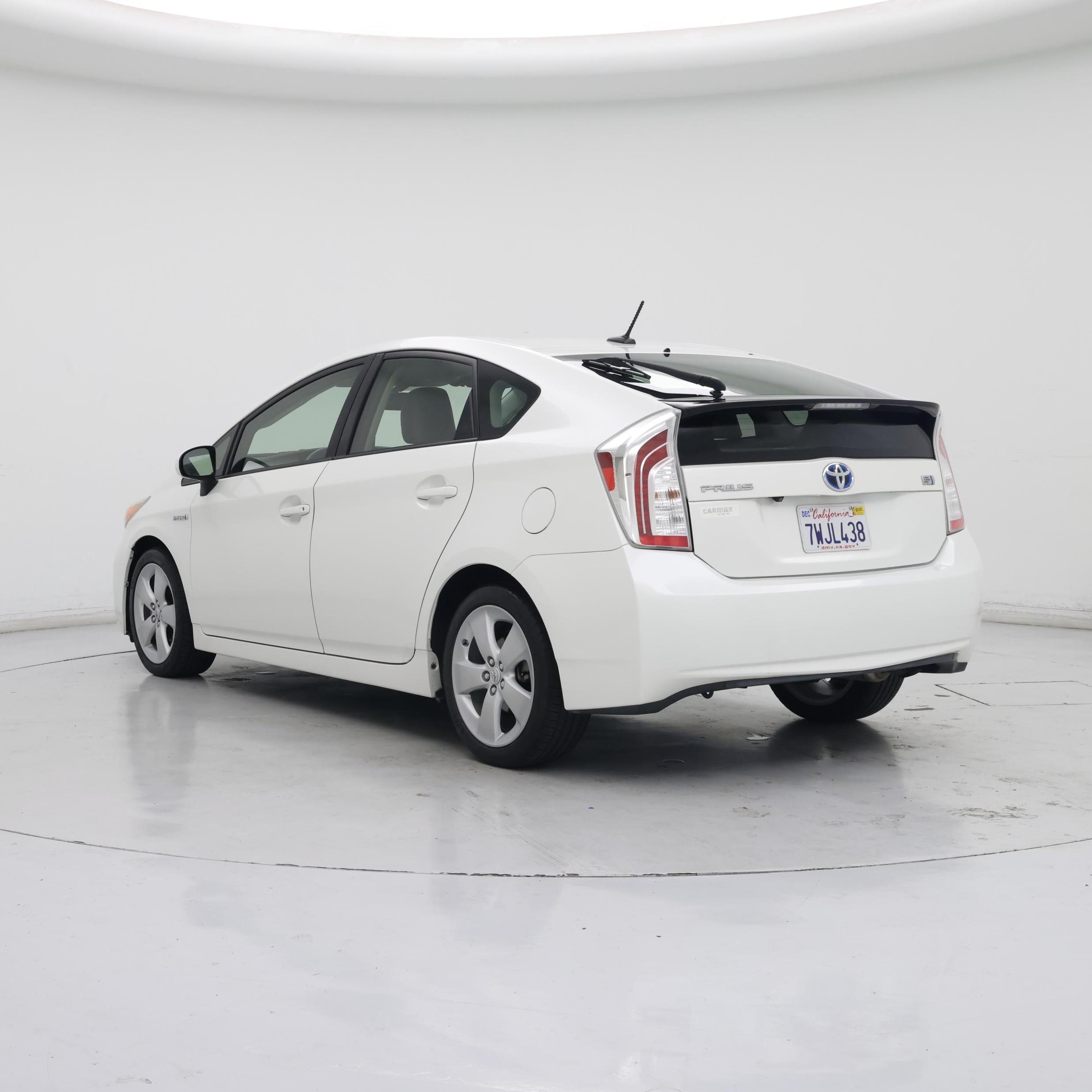 Thumbnail: 2014 Toyota Prius - 2