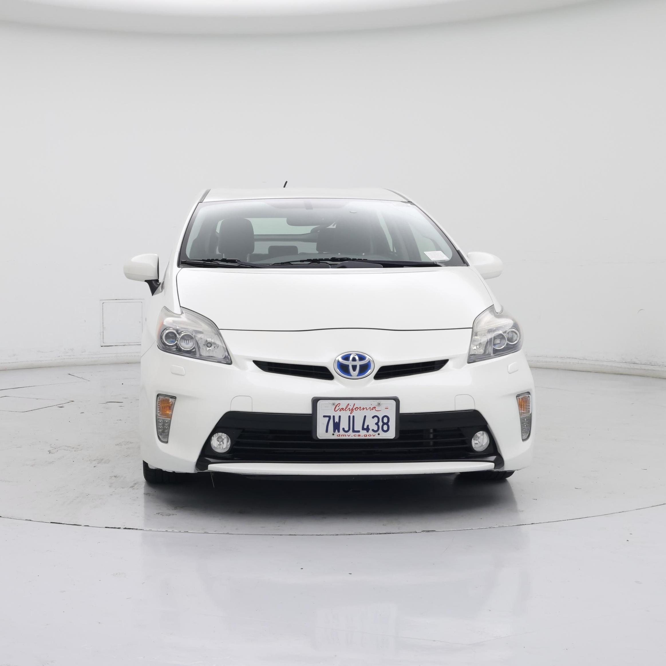 Thumbnail: 2014 Toyota Prius - 5