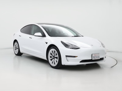 White 2022 Tesla Model 3